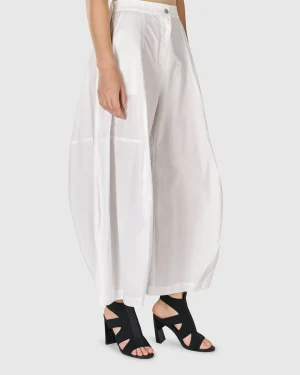 Women Alembika Urban Borough Balloon Pants, White
