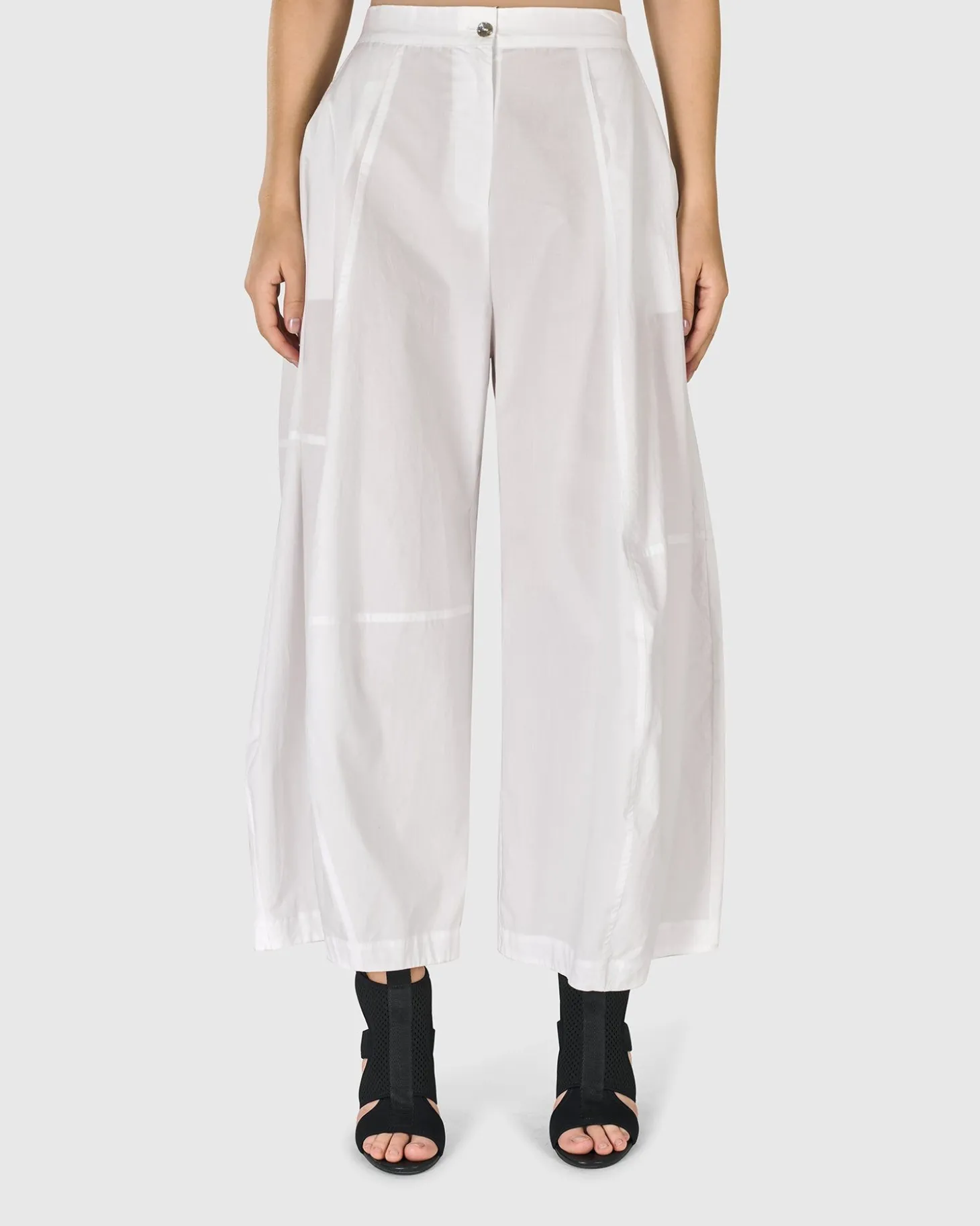 Women Alembika Urban Borough Balloon Pants, White