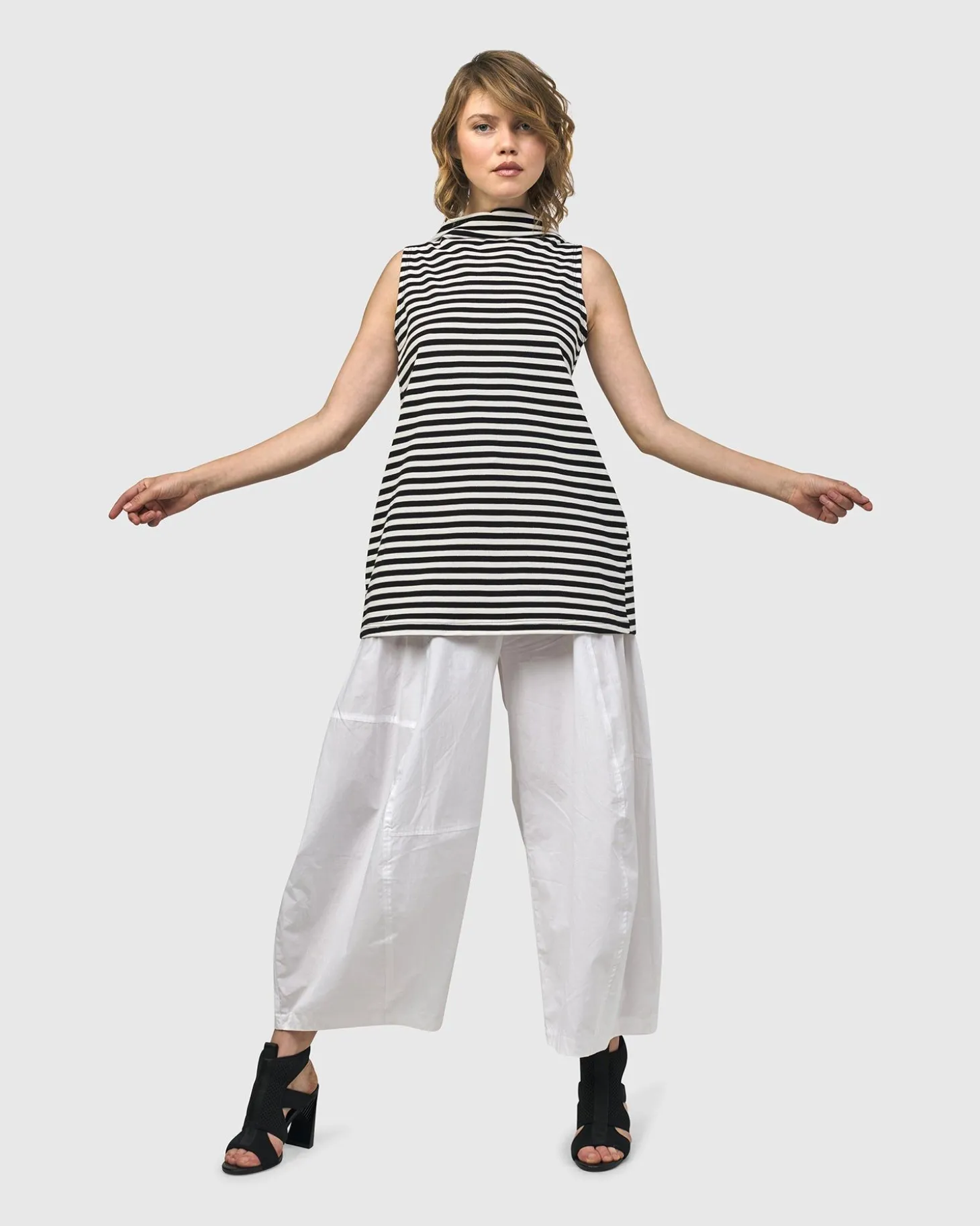 Women Alembika Urban Borough Balloon Pants, White