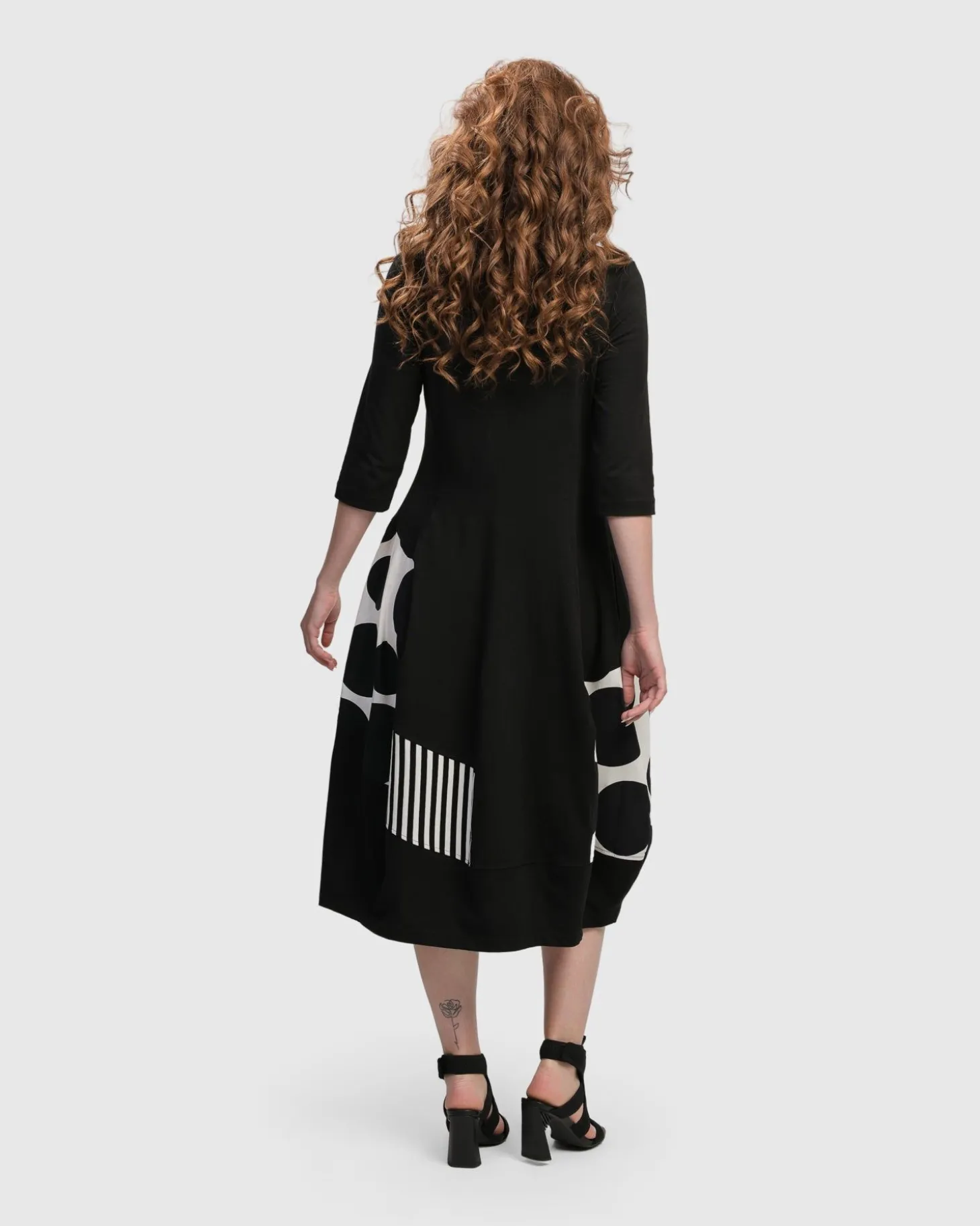 Women Alembika Urban Broadway Cocoon Dress, Mono
