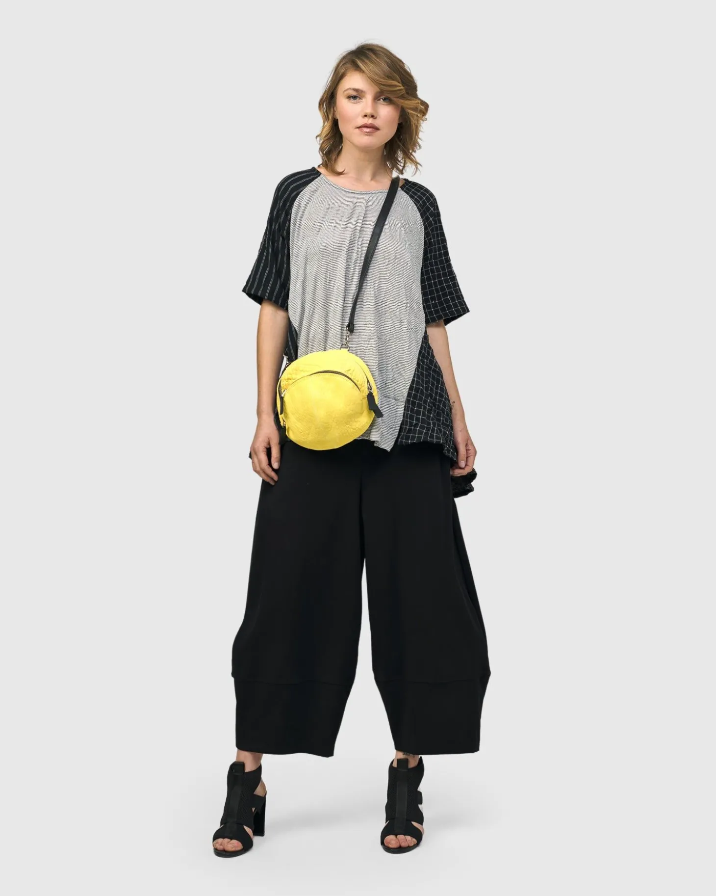 Women Alembika Urban Brooklyn Lantern Pants, Black