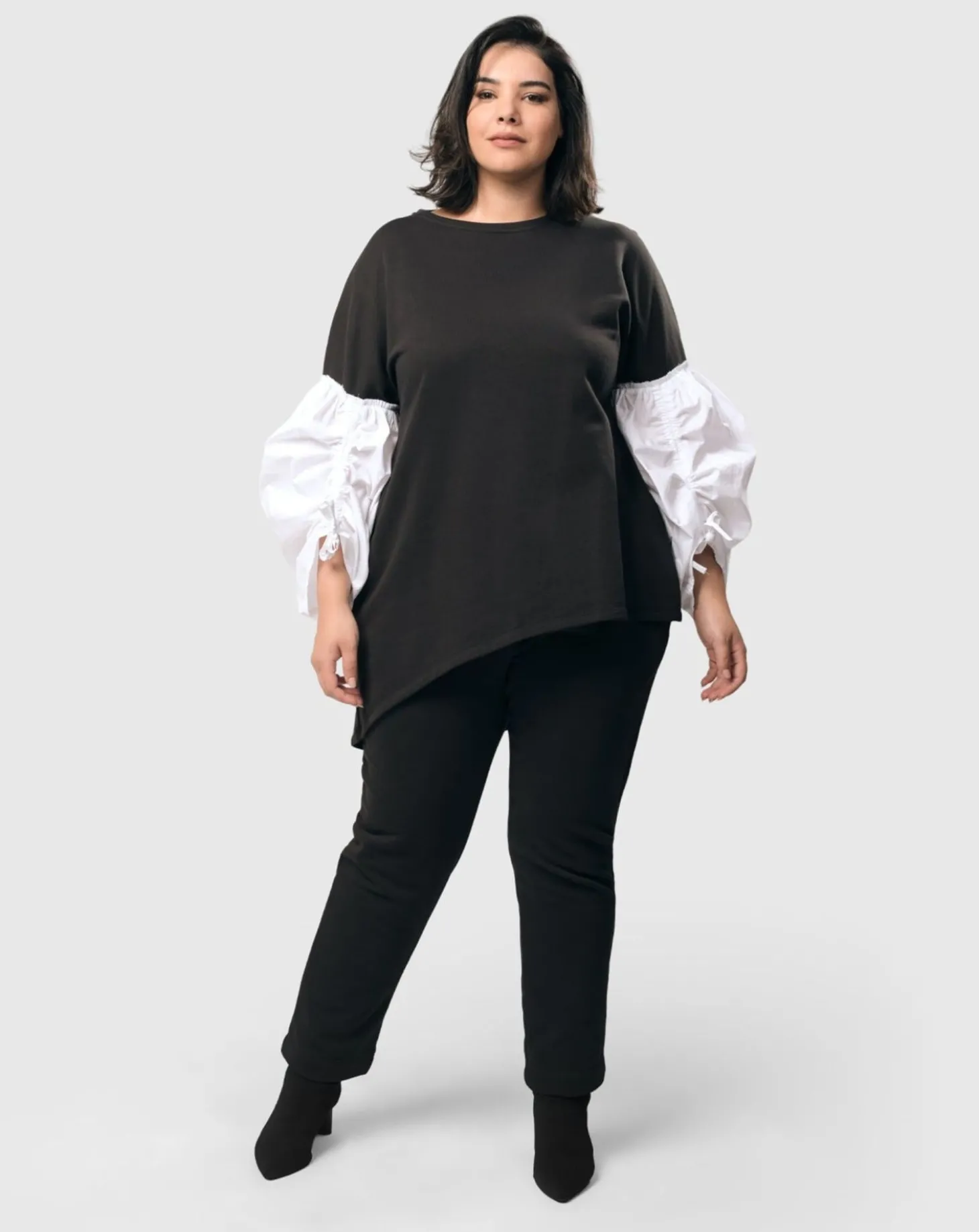Women Alembika Urban Cinch Tunic Top, White/Black