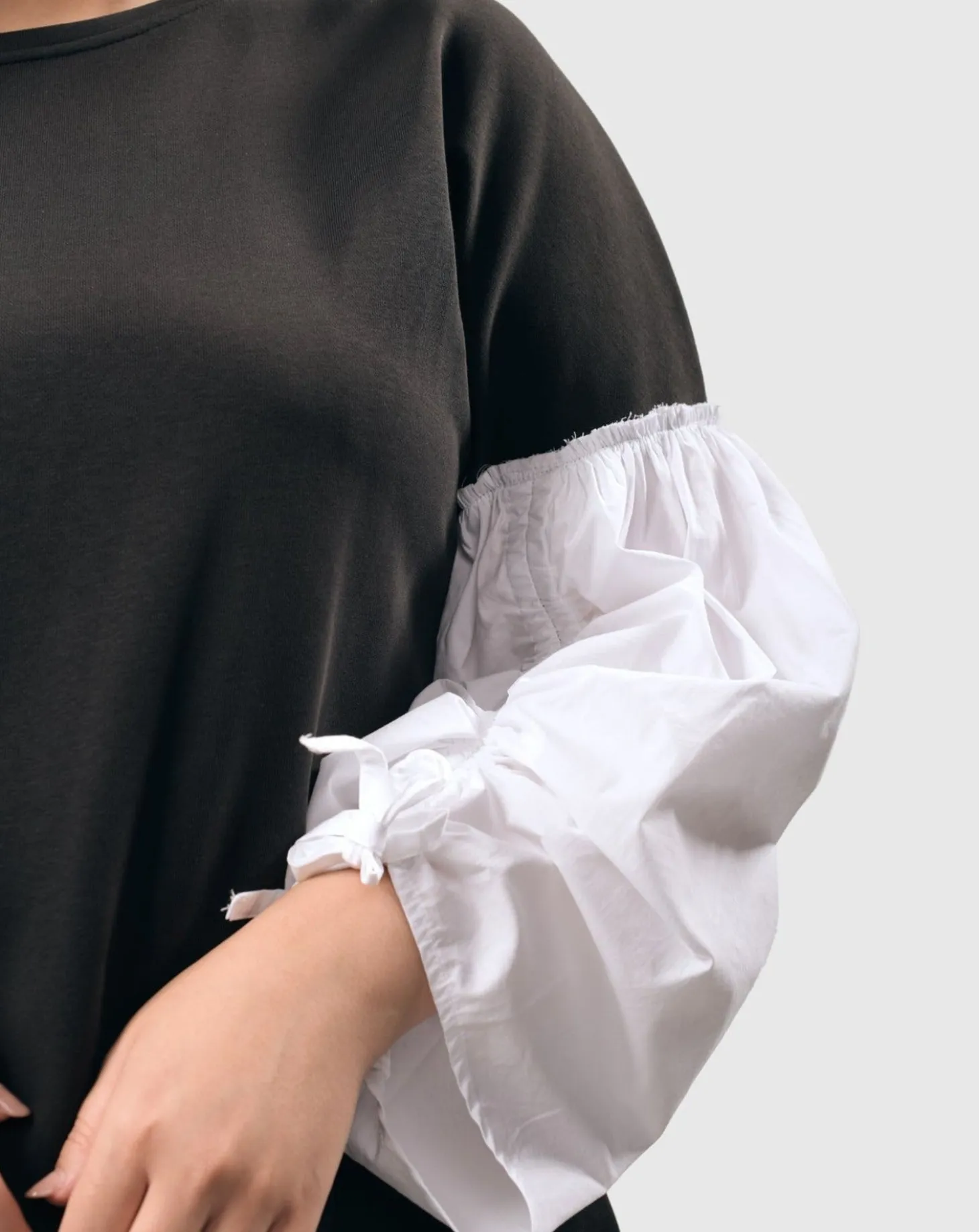 Women Alembika Urban Cinch Tunic Top, White/Black