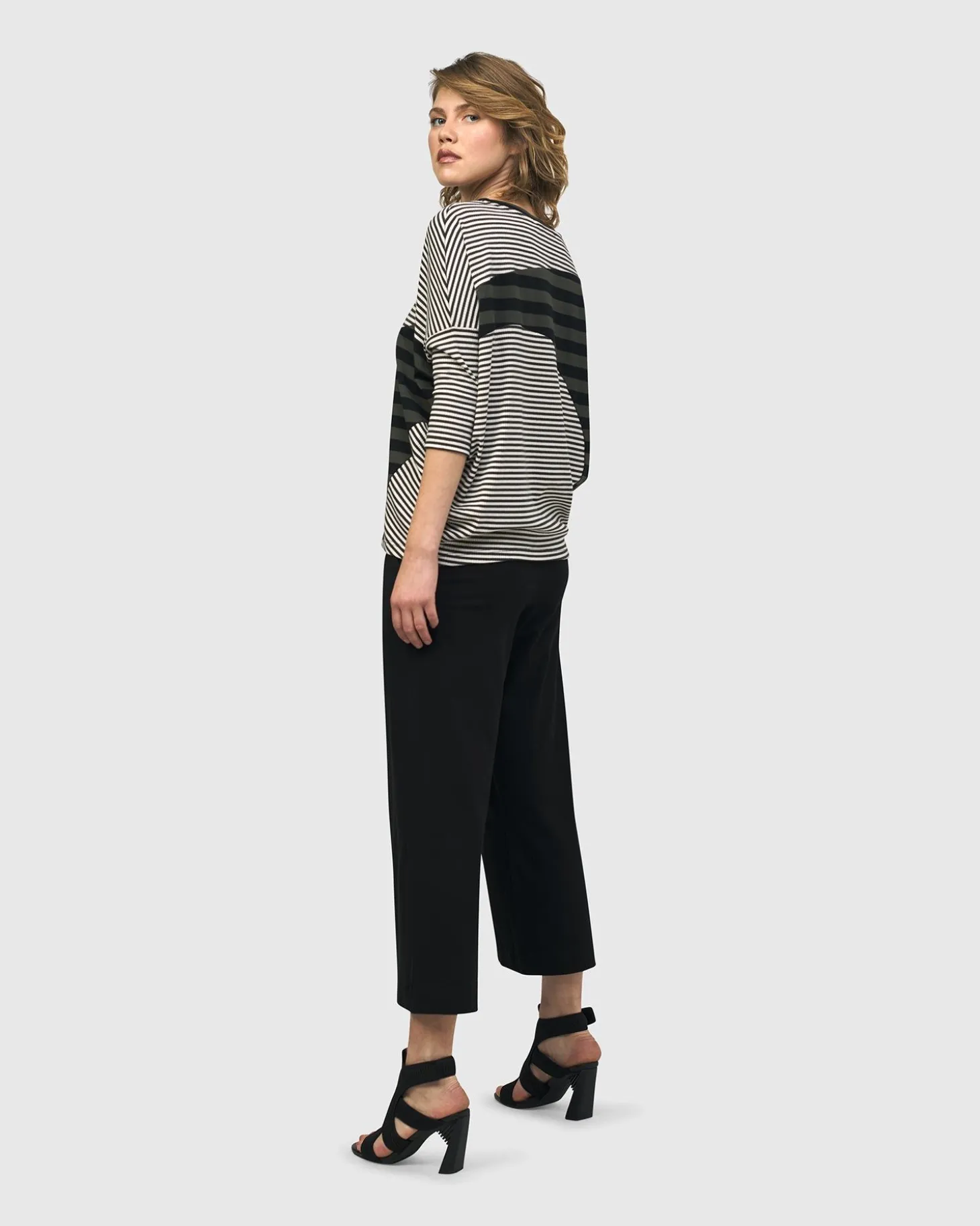 Women Alembika Urban Citypop Pants, Black