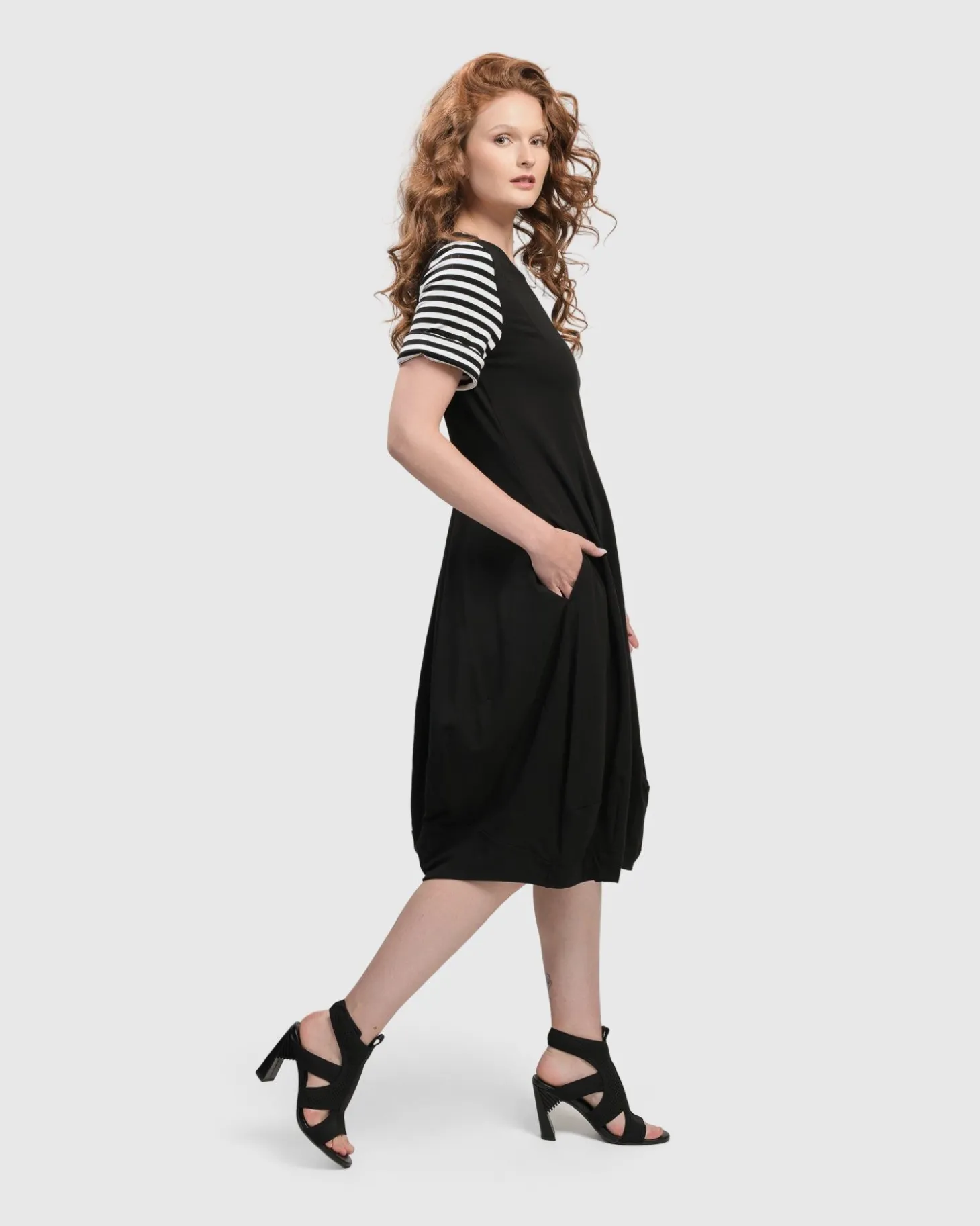 Women Alembika Urban Daytime Cocoon Dress, Stripes