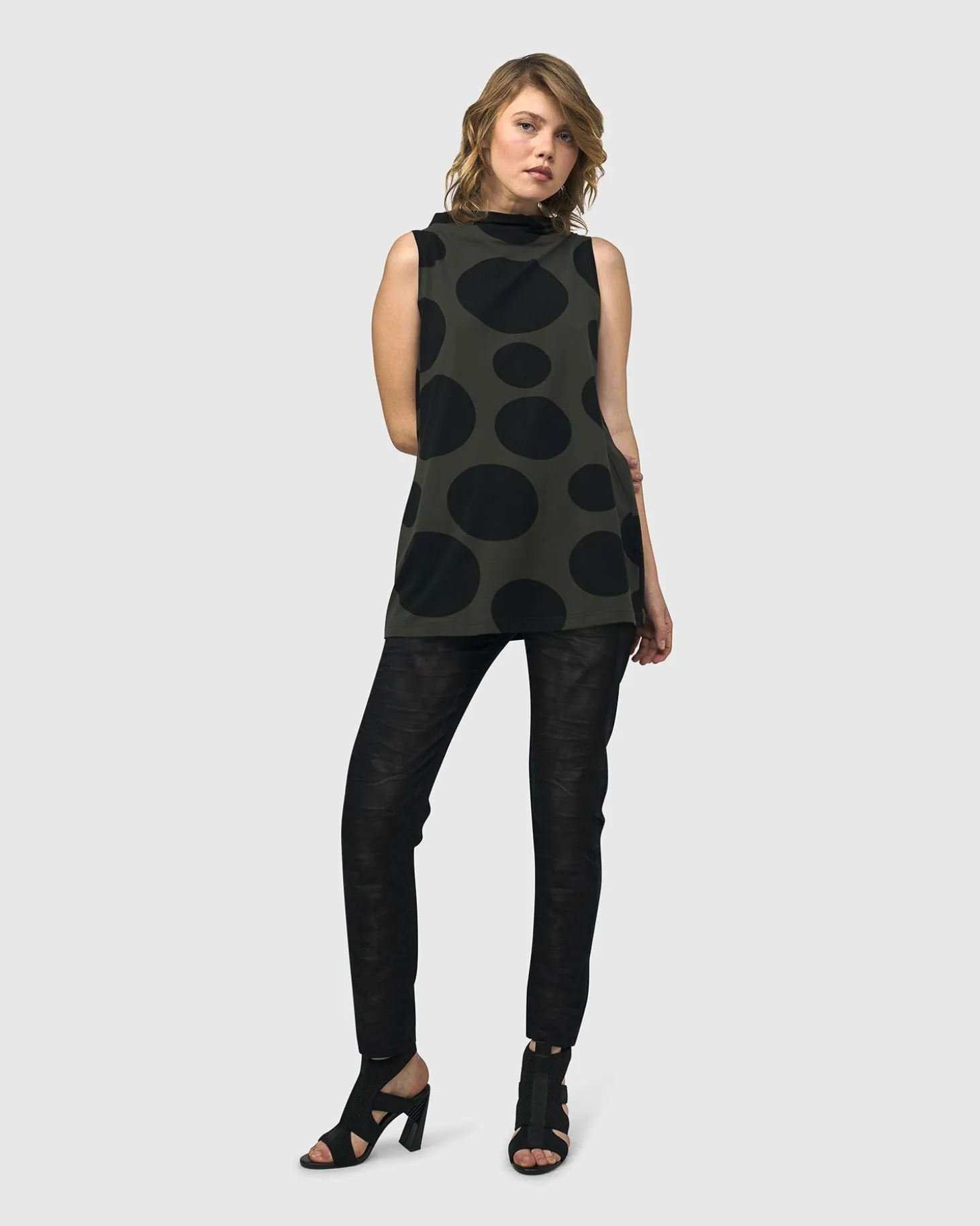 Women Alembika Urban Dots Sleeveless Mockneck Top, Khaki