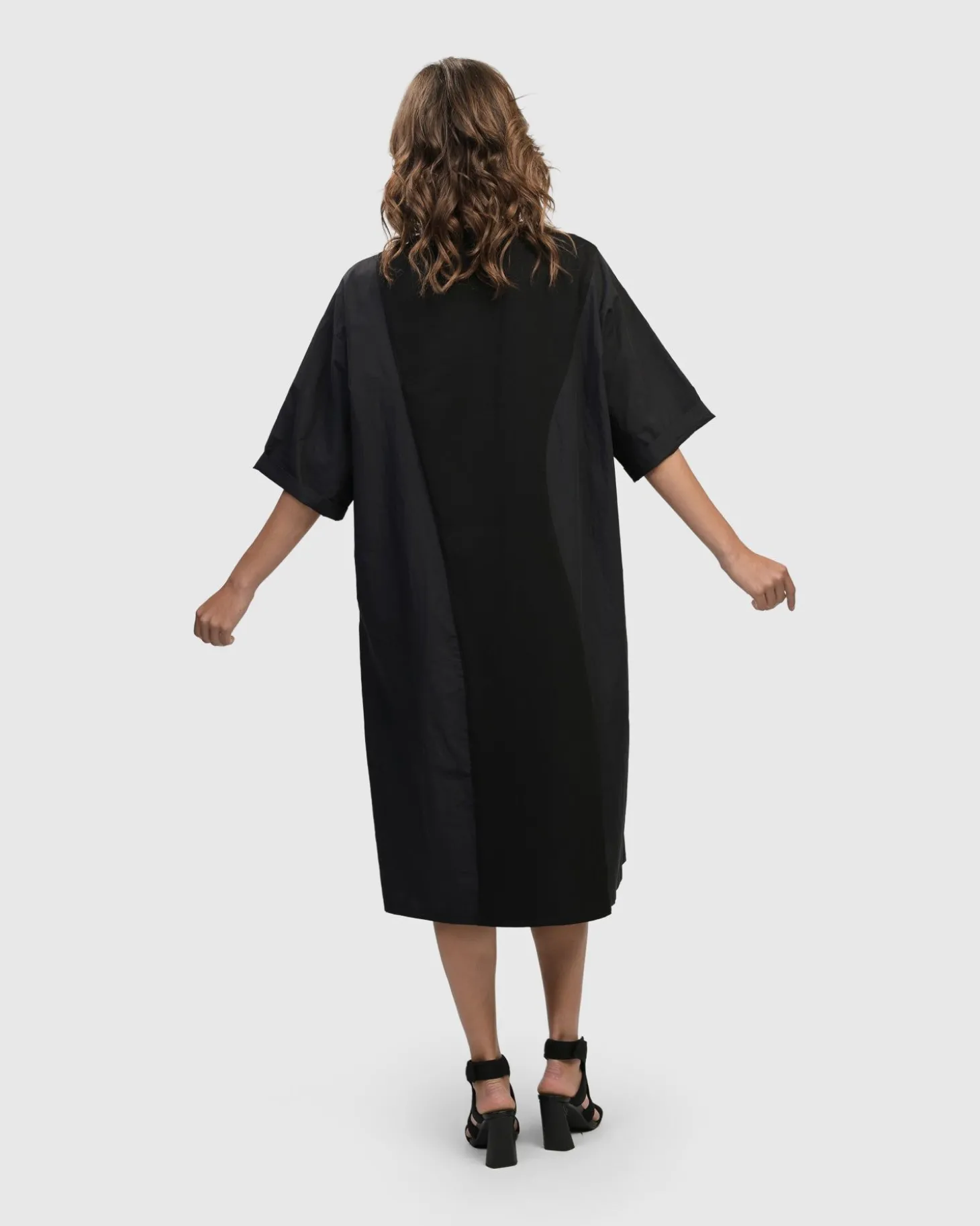 Women Alembika Urban Gramercy Oversized Dress, Black