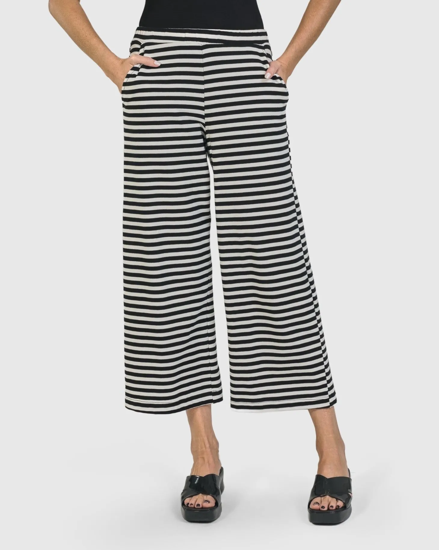 Women Alembika Urban Greenwich Striped Pants, Black