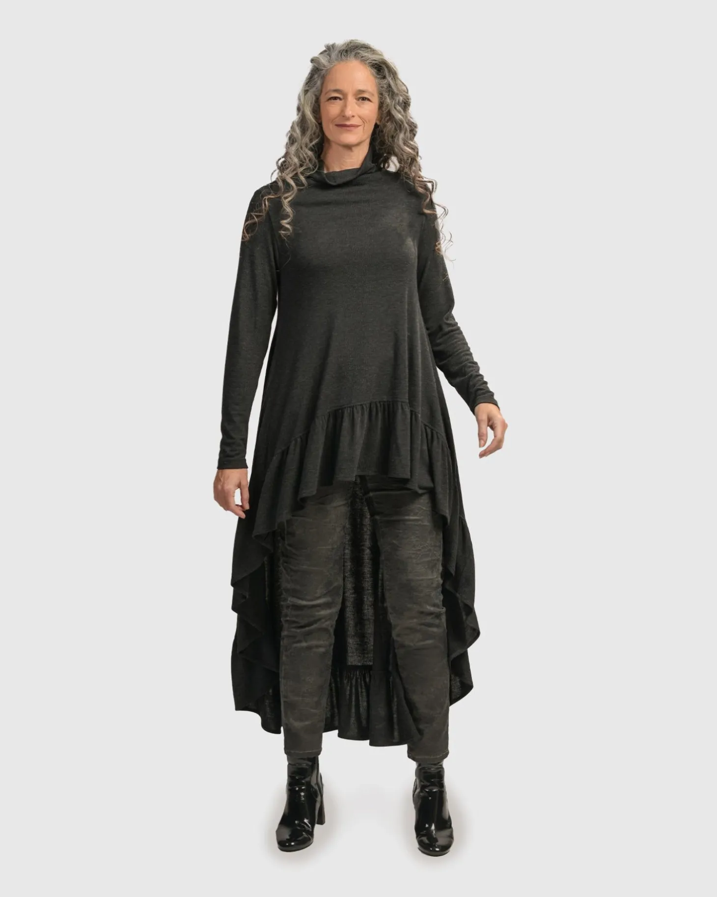 Women Alembika Urban Hi Lo Katniss Top, Charcoal