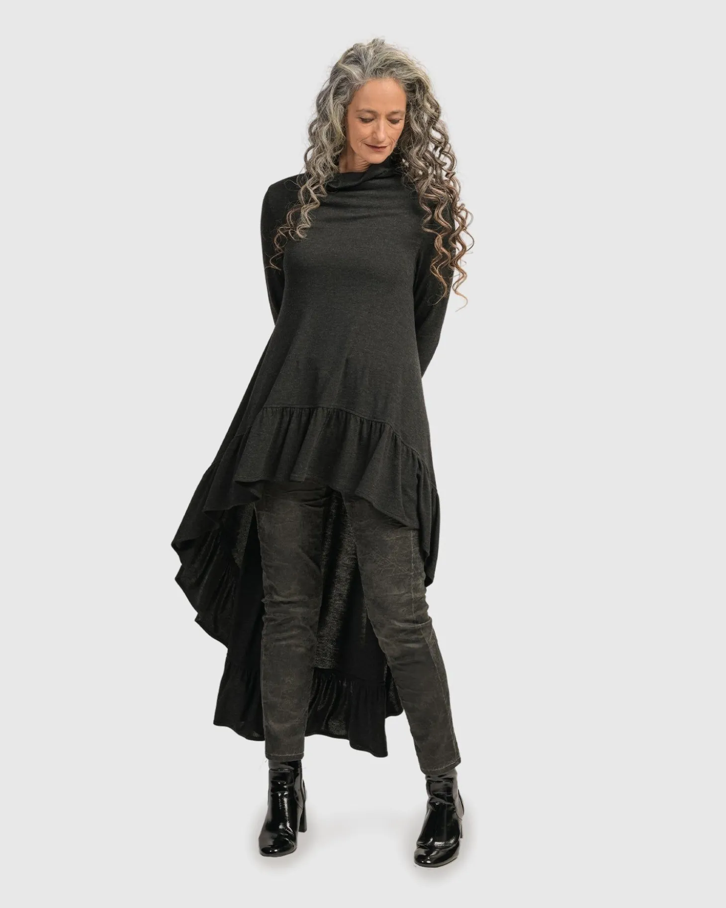 Women Alembika Urban Hi Lo Katniss Top, Charcoal