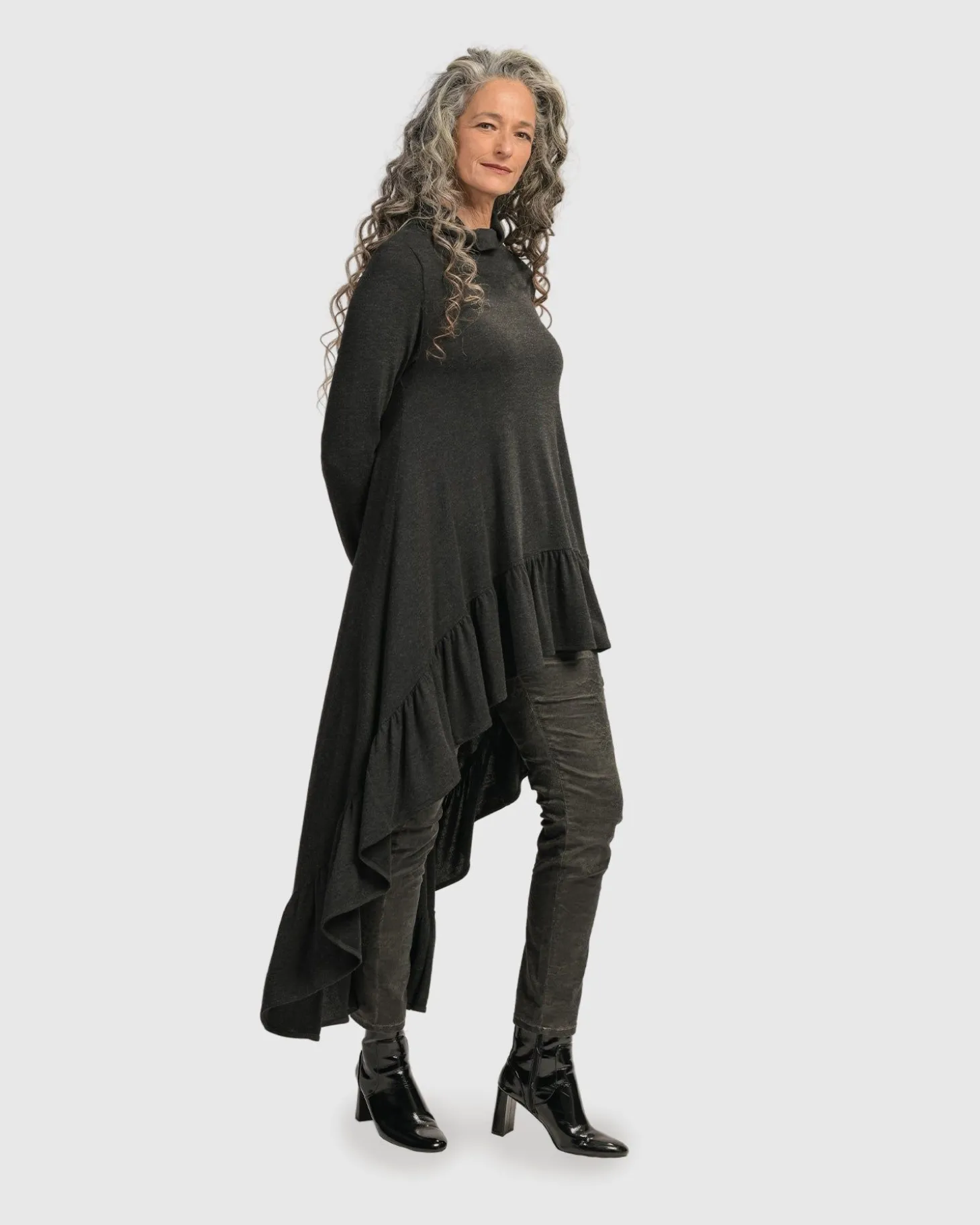 Women Alembika Urban Hi Lo Katniss Top, Charcoal