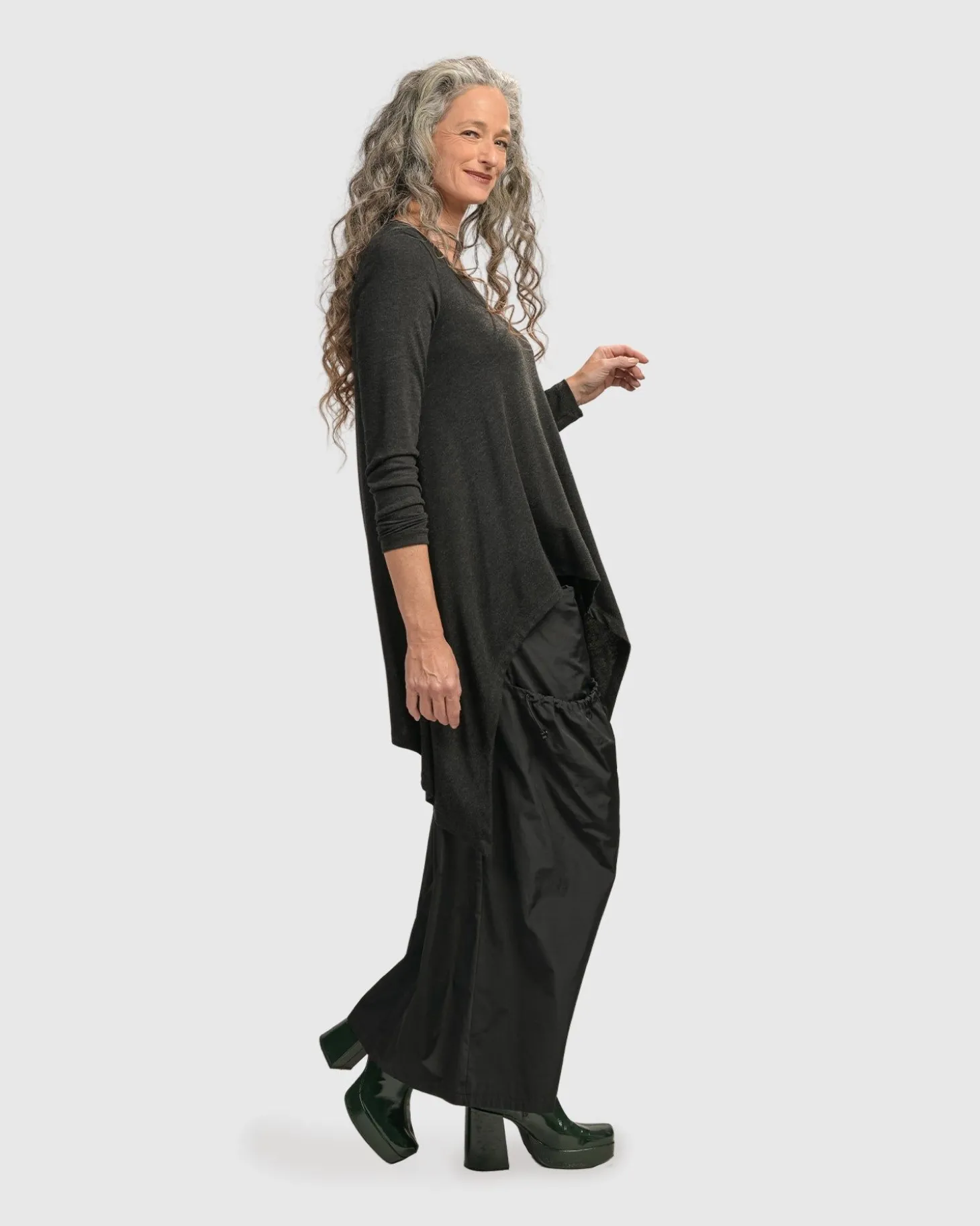 Women Alembika Urban Hi-Lo Top, Charcoal