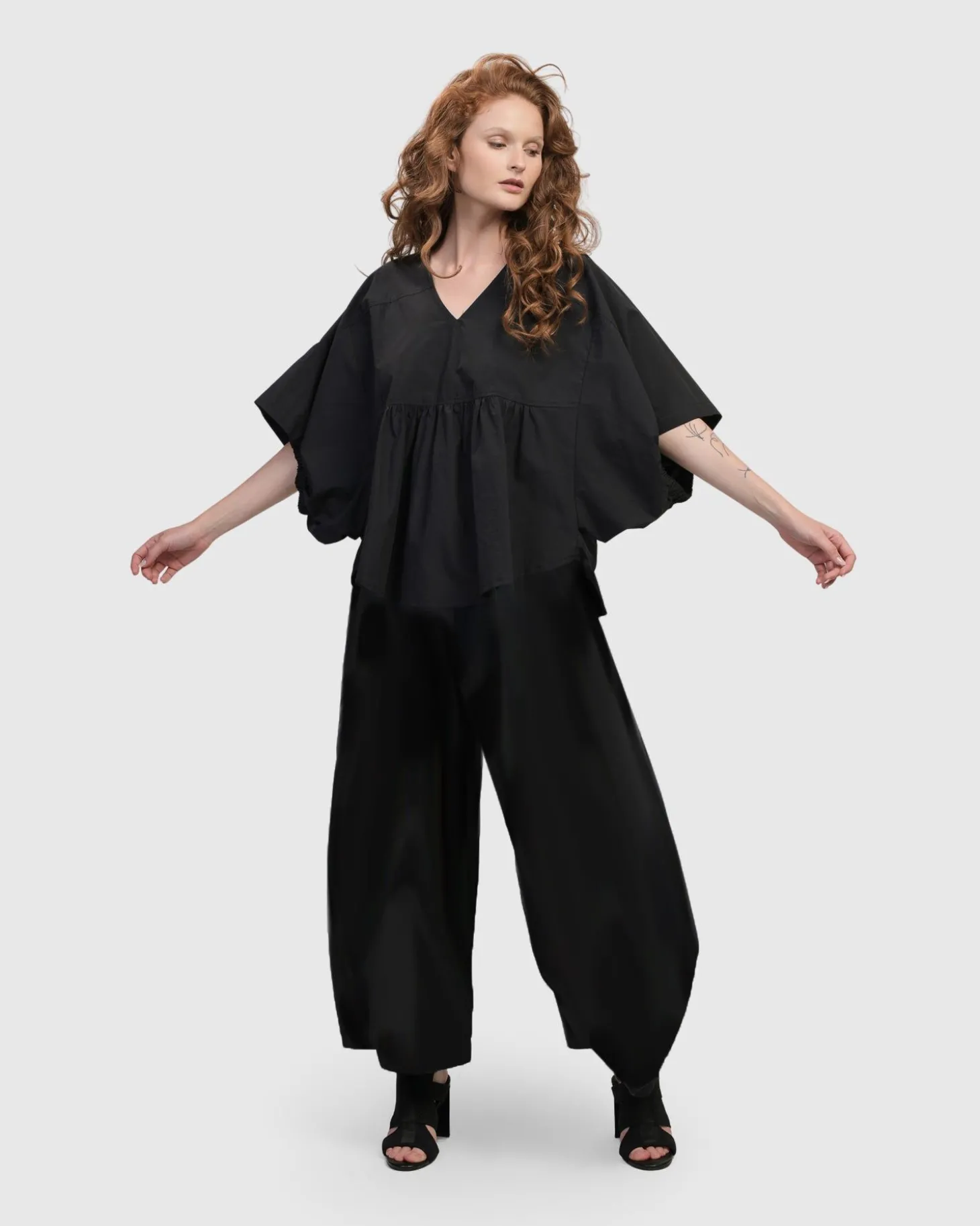 Women Alembika Urban It-Girl Butterfly Blouse, Black