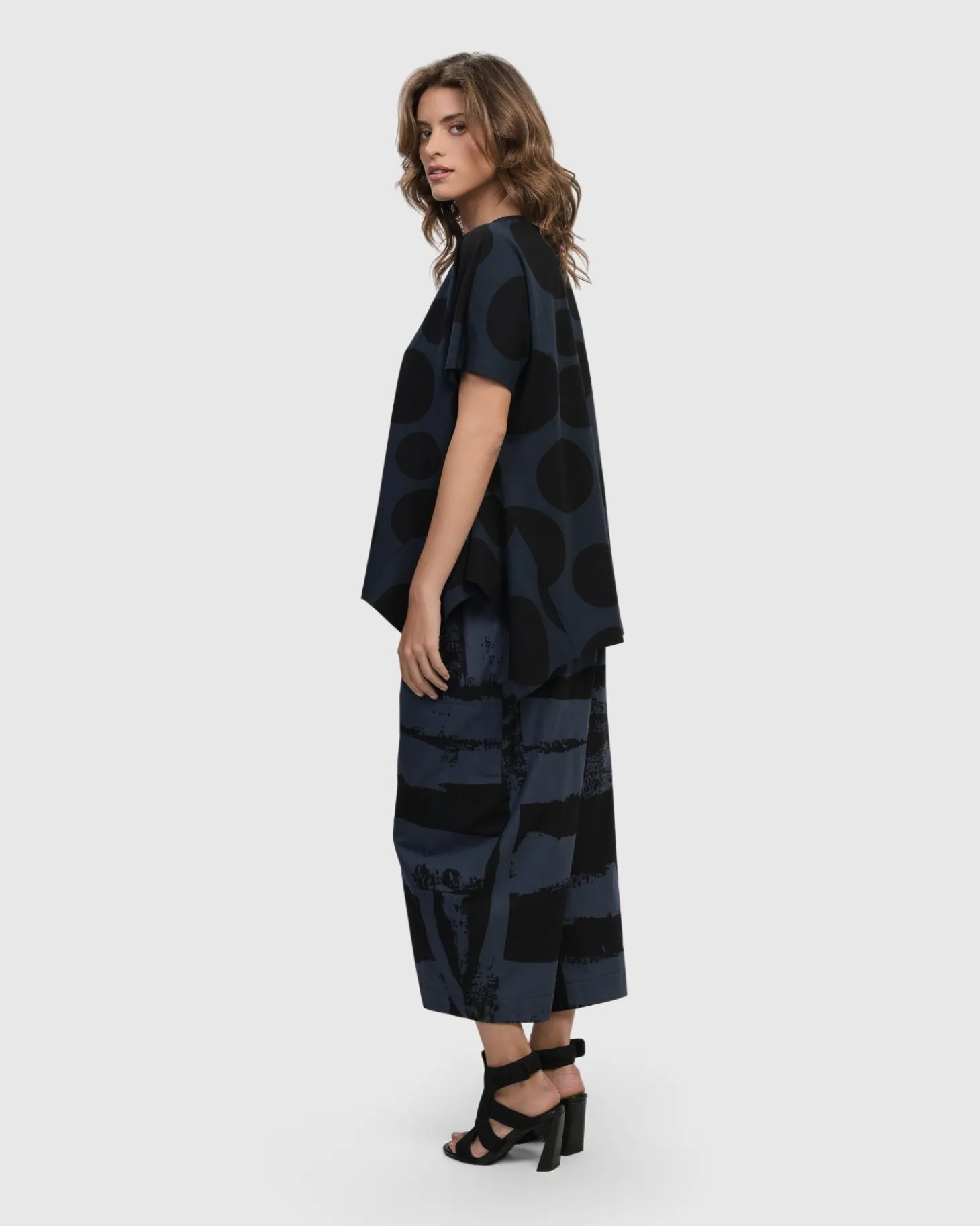 Women Alembika Urban Juliana Relaxed Top, Navy