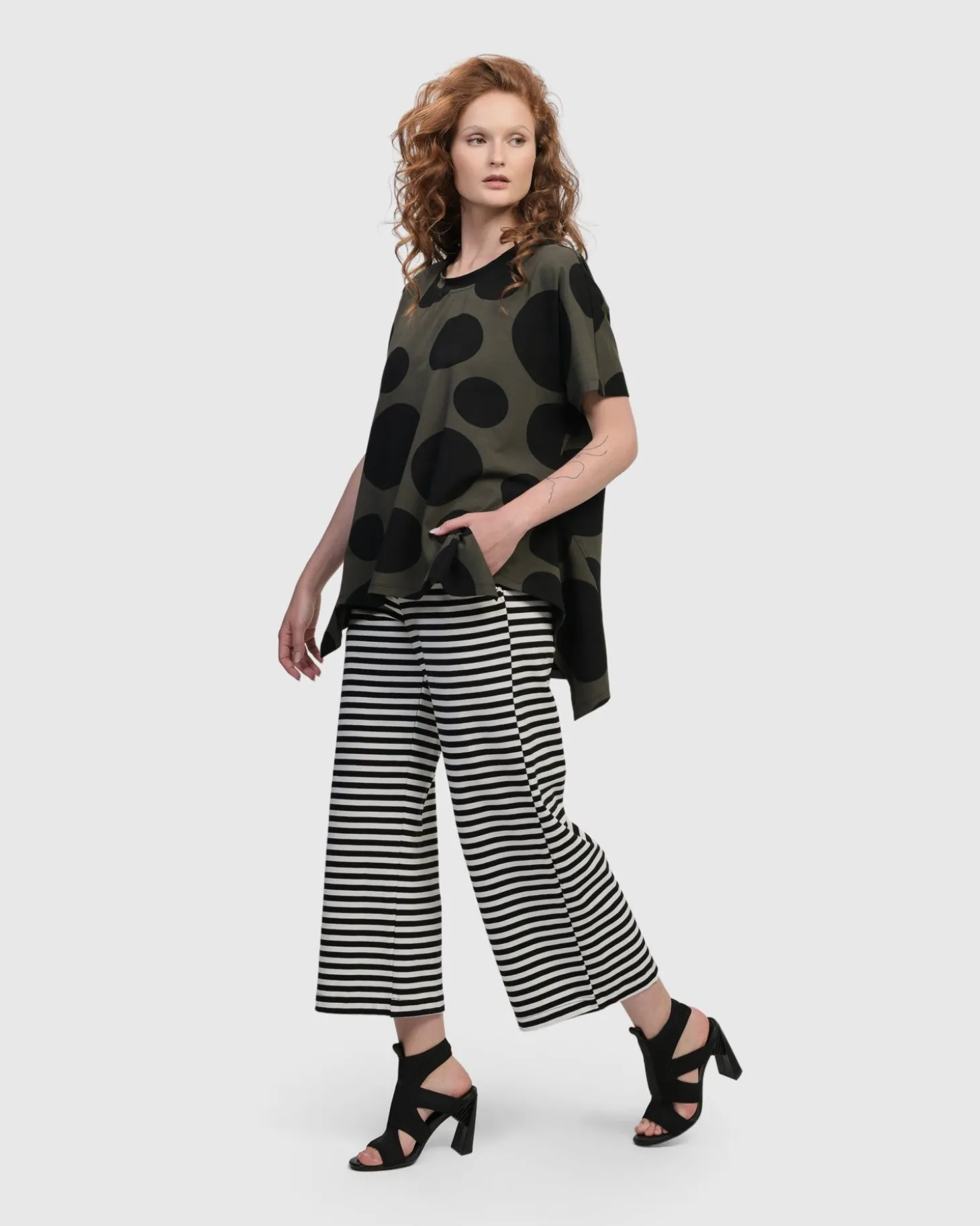 Women Alembika Urban Kiki Relaxed Top, Khaki