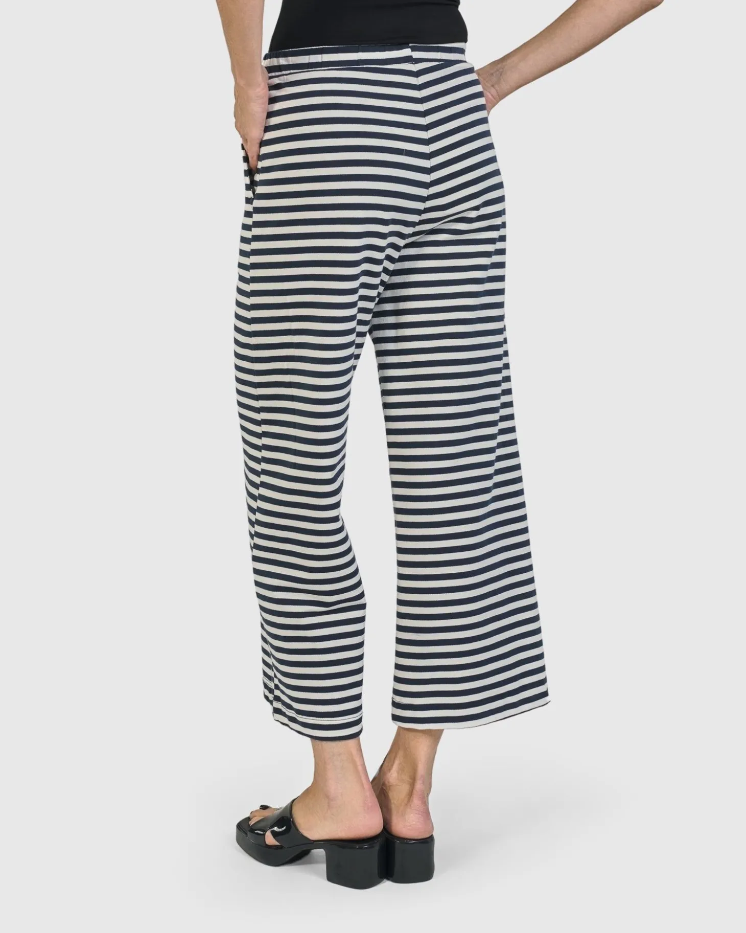 Women Alembika Urban Lagoa Striped Pants, Navy