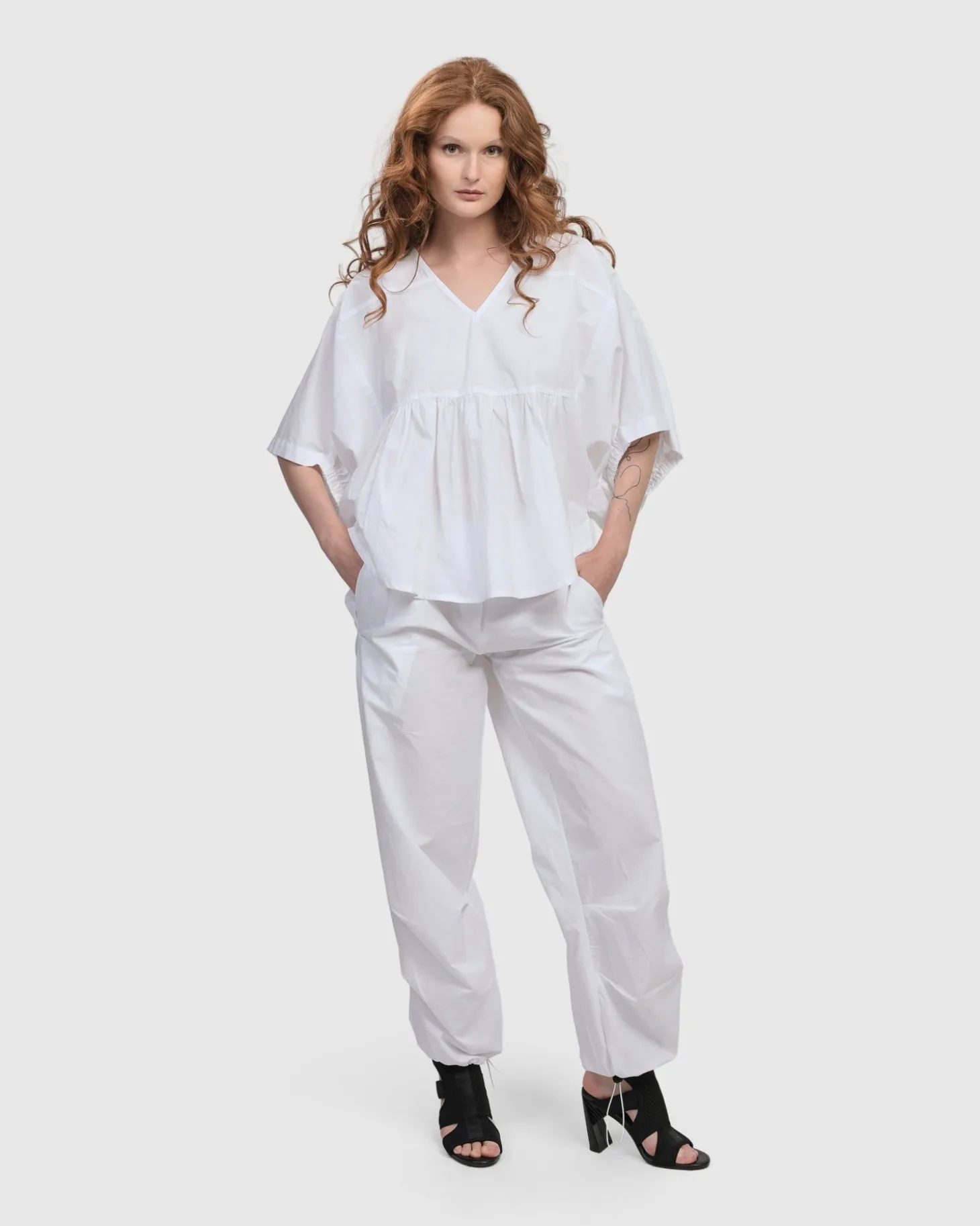 Women Alembika Urban Ludlow Cargo Pants, White
