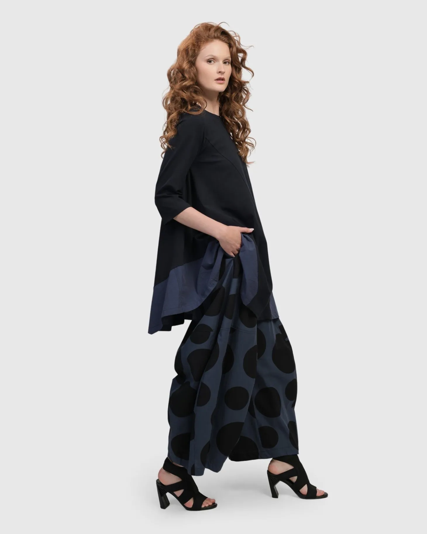 Women Alembika Urban Marvels Trapeze Top, Navy