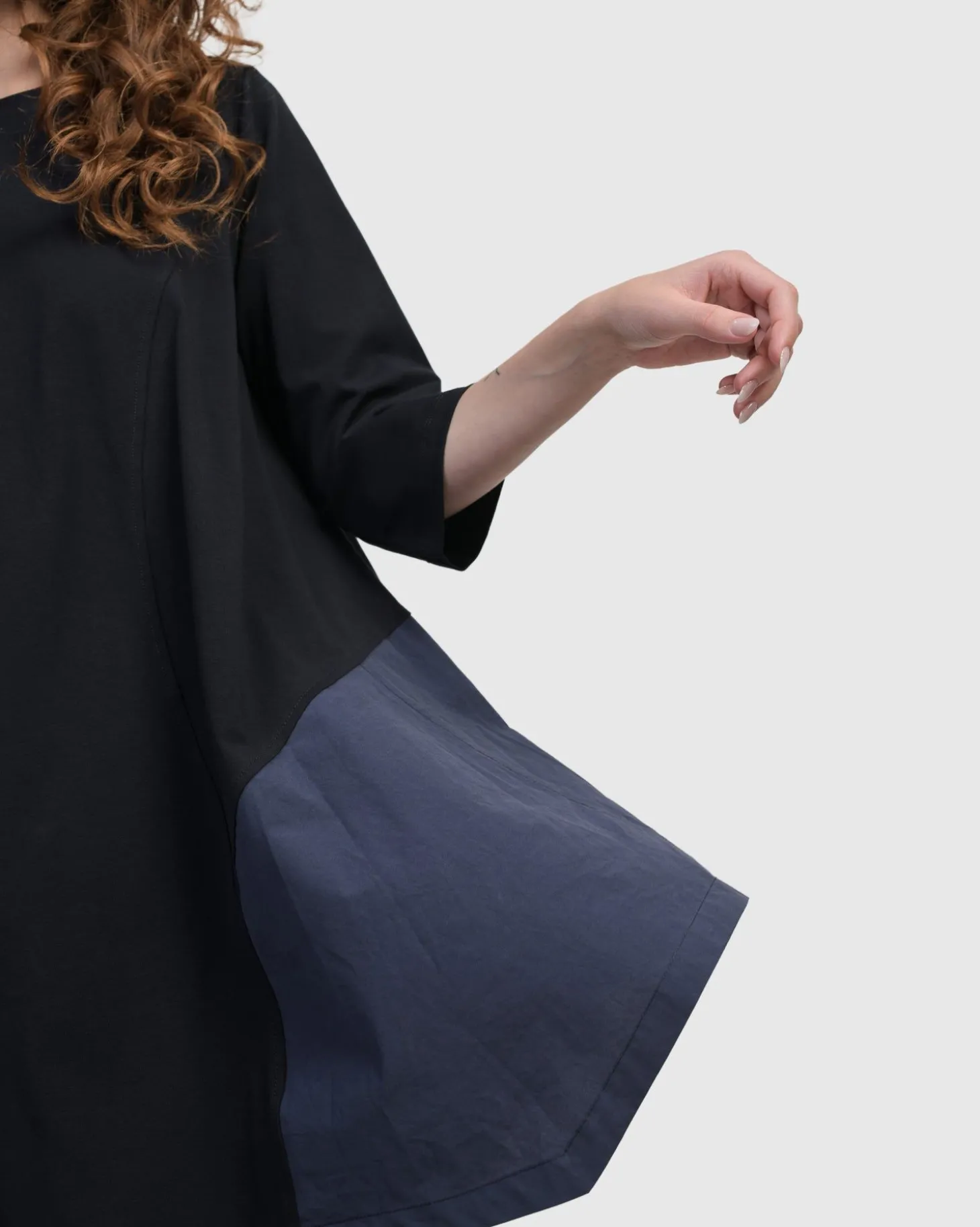 Women Alembika Urban Marvels Trapeze Top, Navy