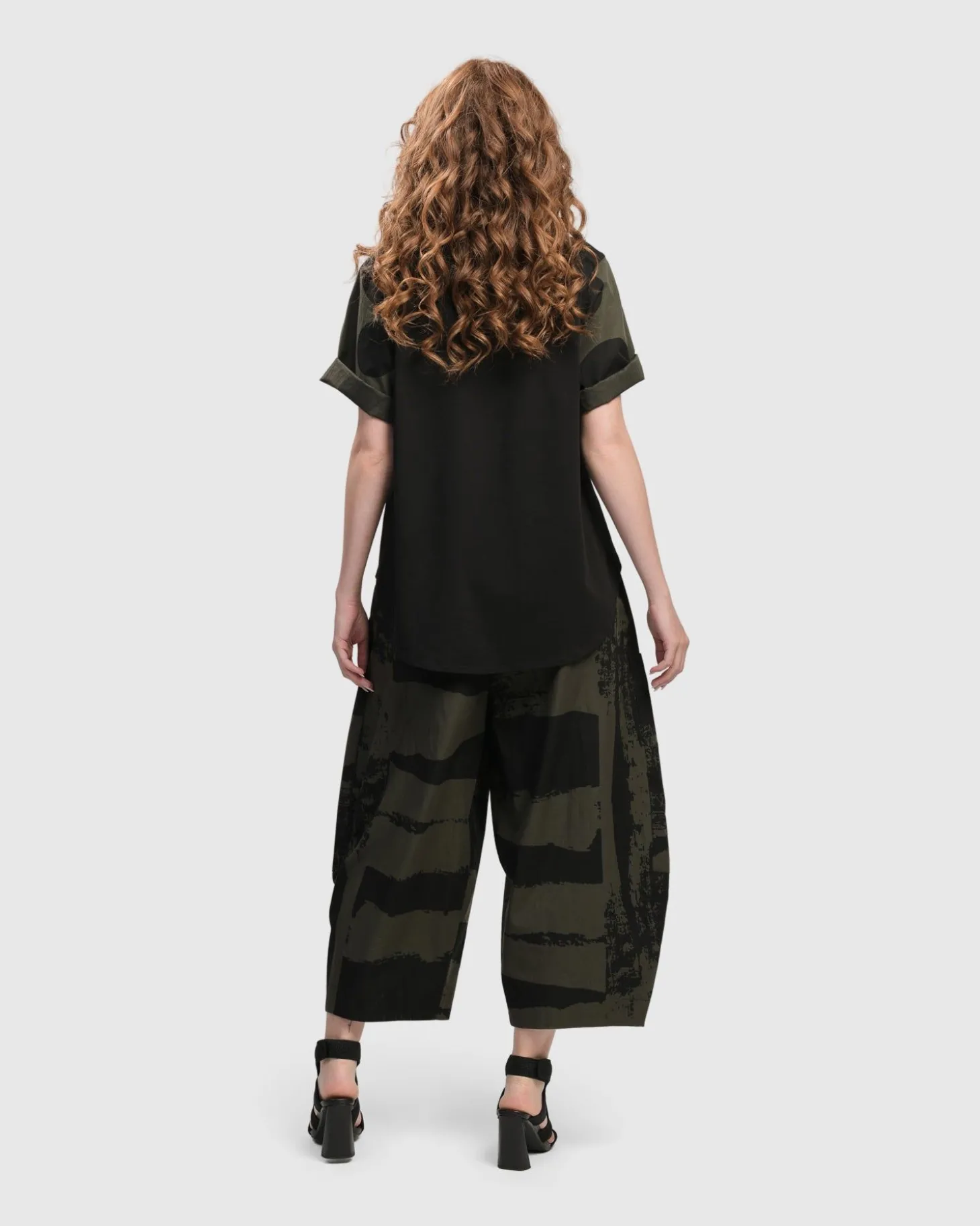 Women Alembika Urban Miyazaki Dots Tee, Khaki