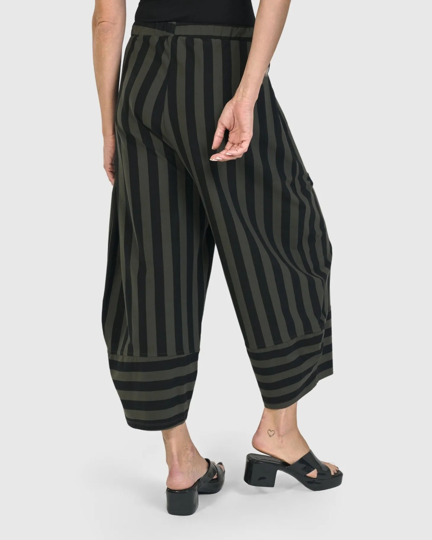 Women Alembika Urban Orion Lantern Pants, Khaki