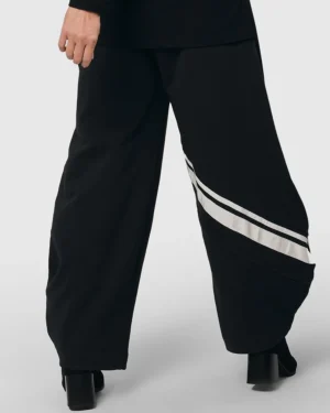 Women Alembika Urban Ribbon Punto Pants, Black