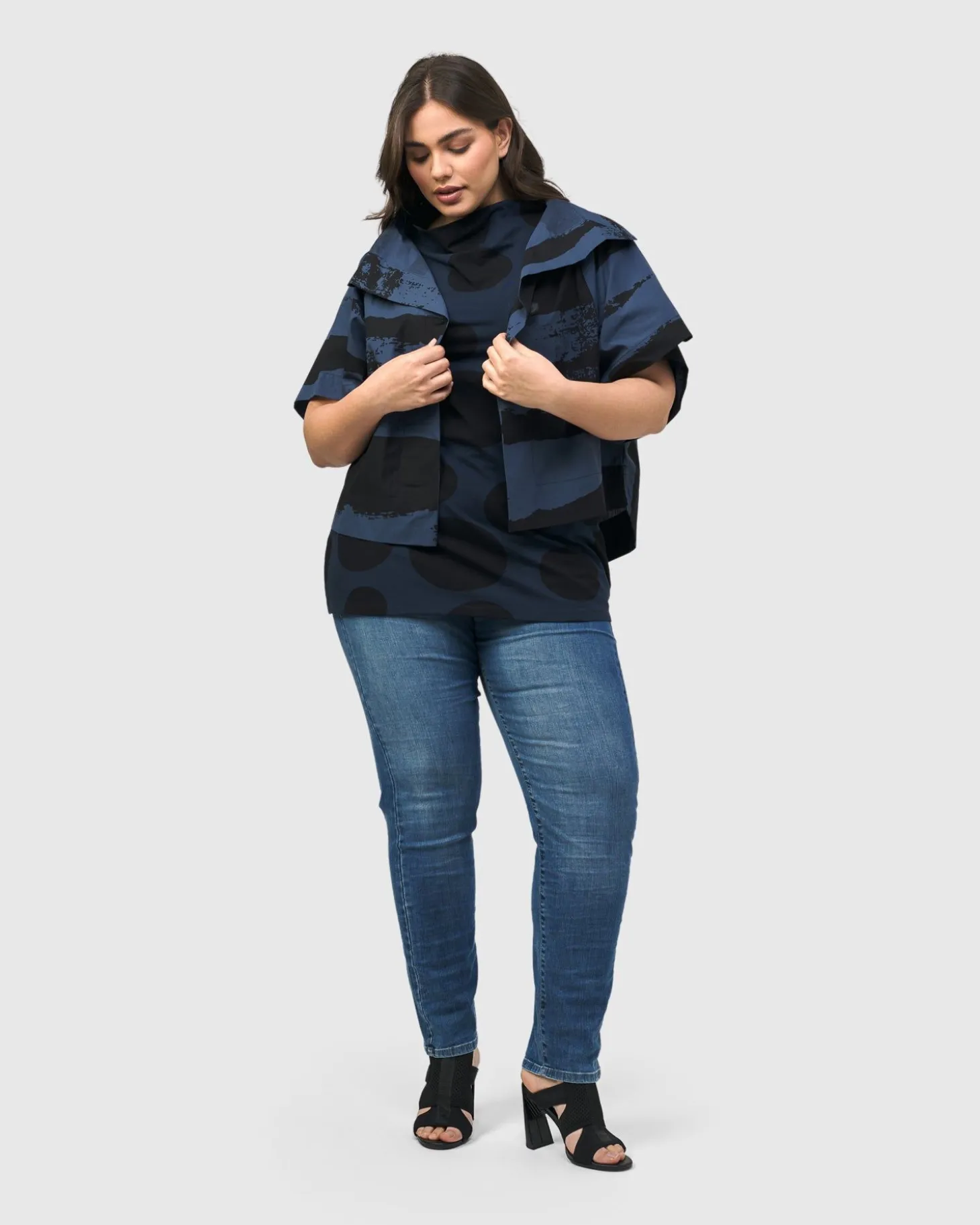 Women Alembika Urban Samba Cape Jacket, Navy