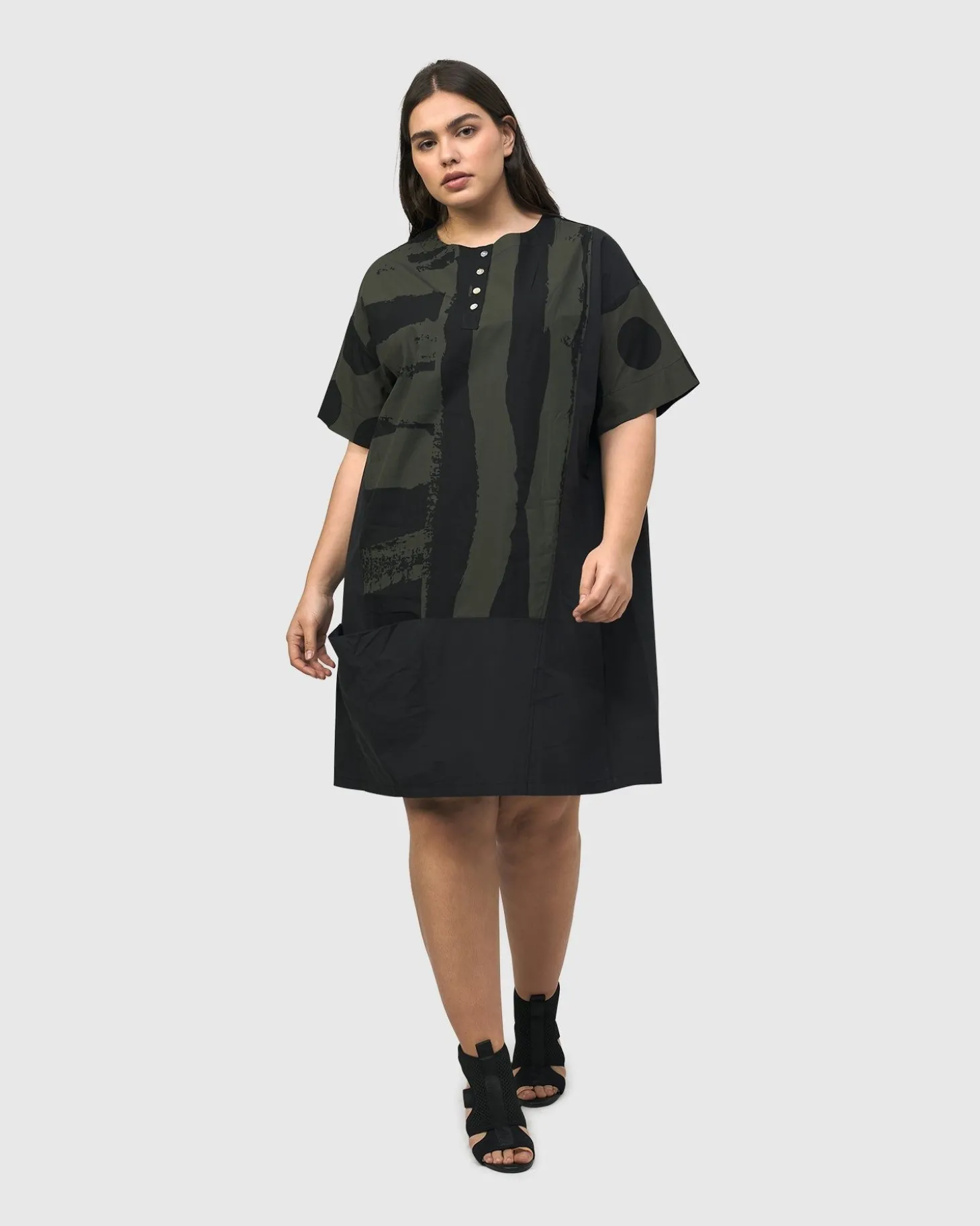 Women Alembika Urban Sapporo Shift Dress, Khaki