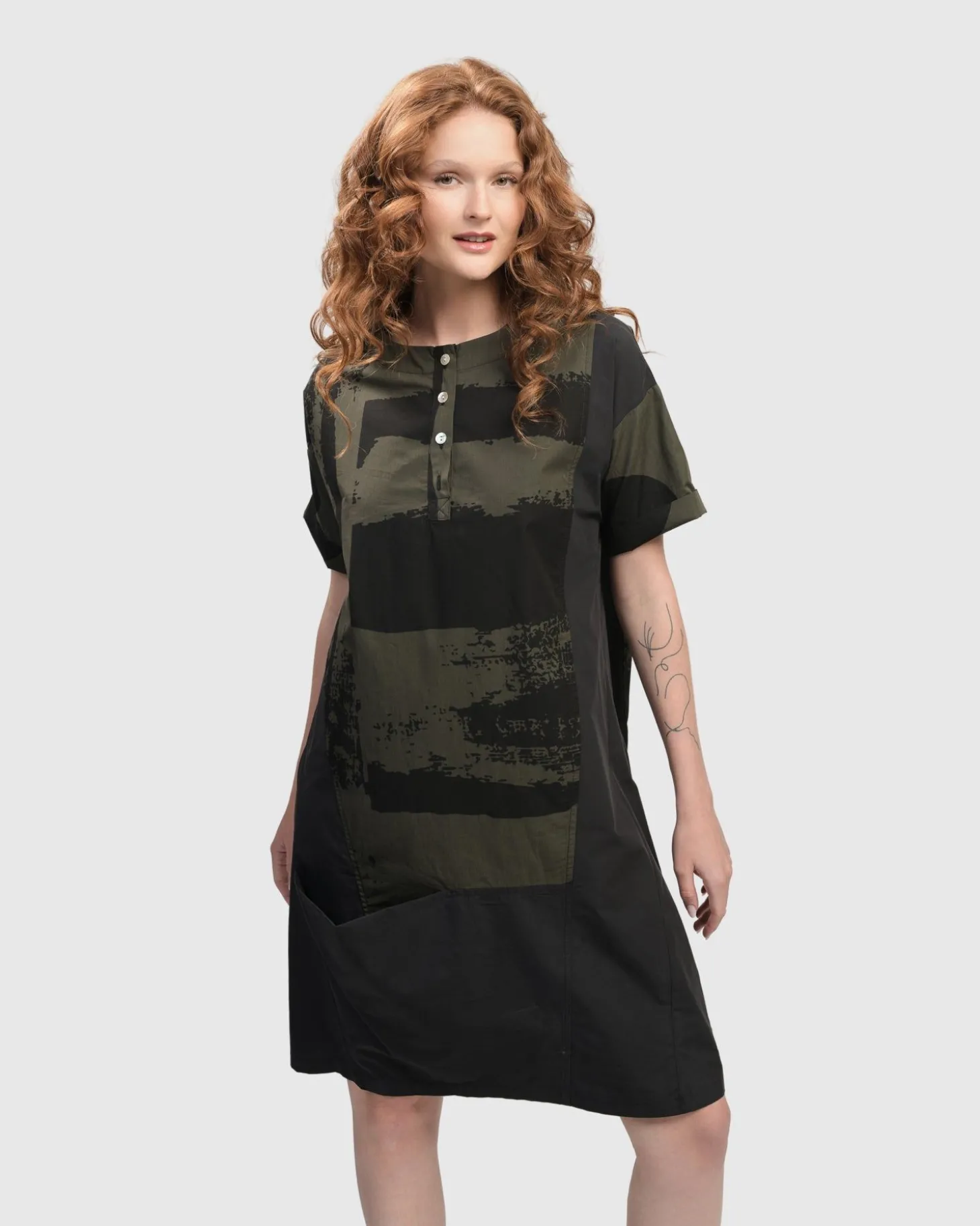 Women Alembika Urban Sapporo Shift Dress, Khaki