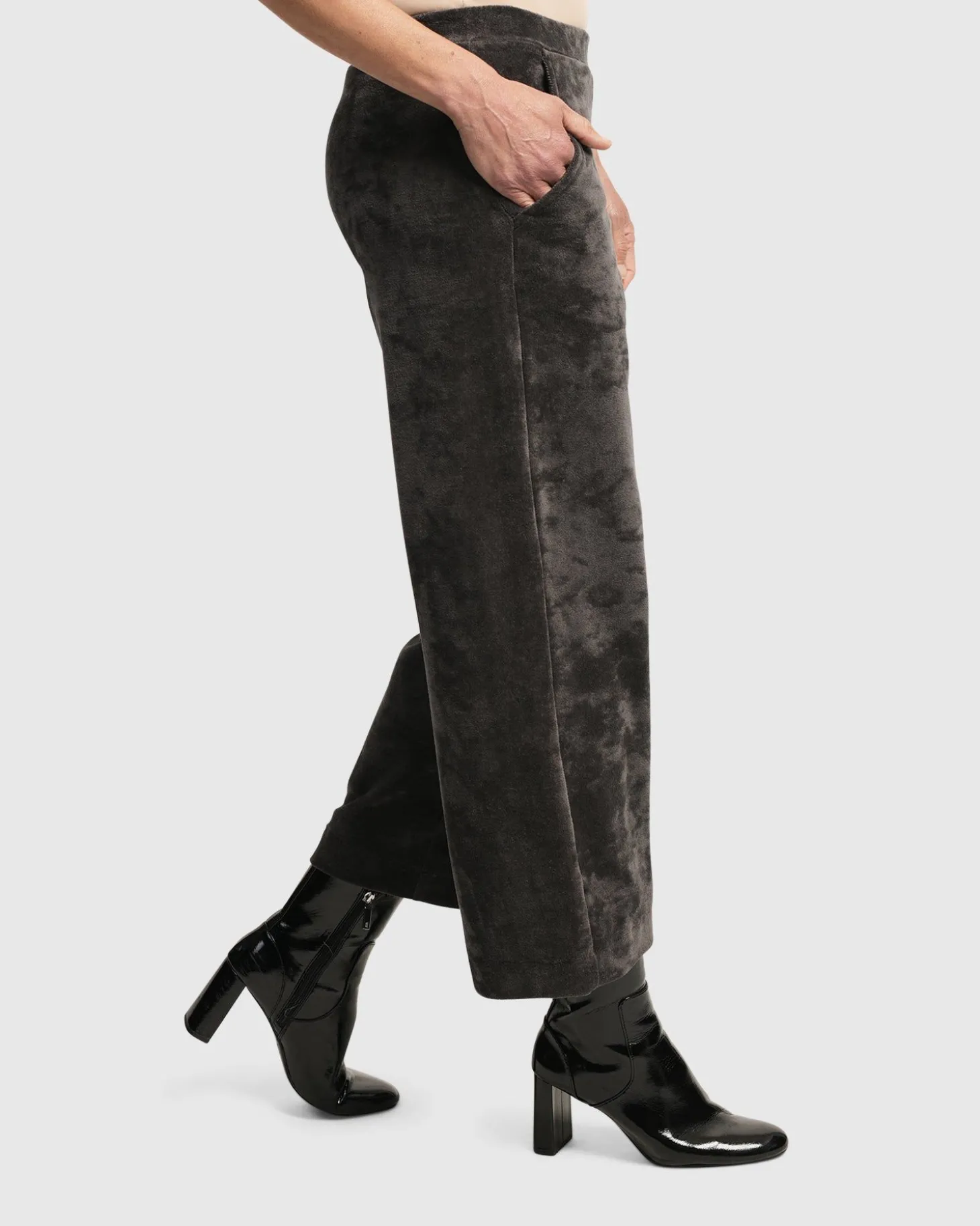 Women Alembika Urban Secret Crush Pants, Mink