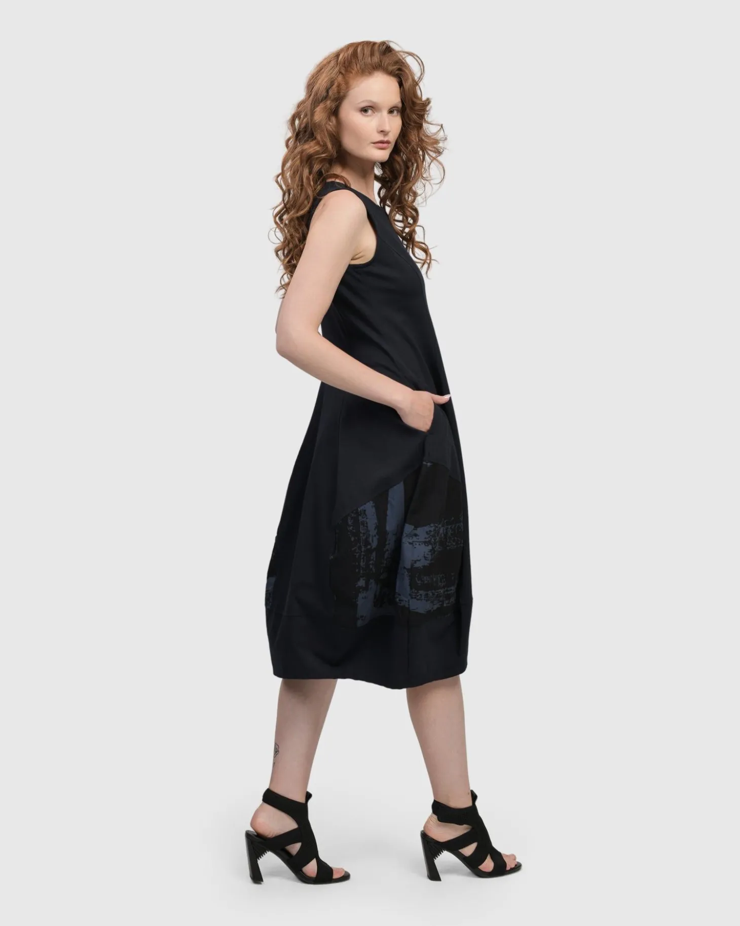 Women Alembika Urban Sleeveless Cocoon Dress, Navy