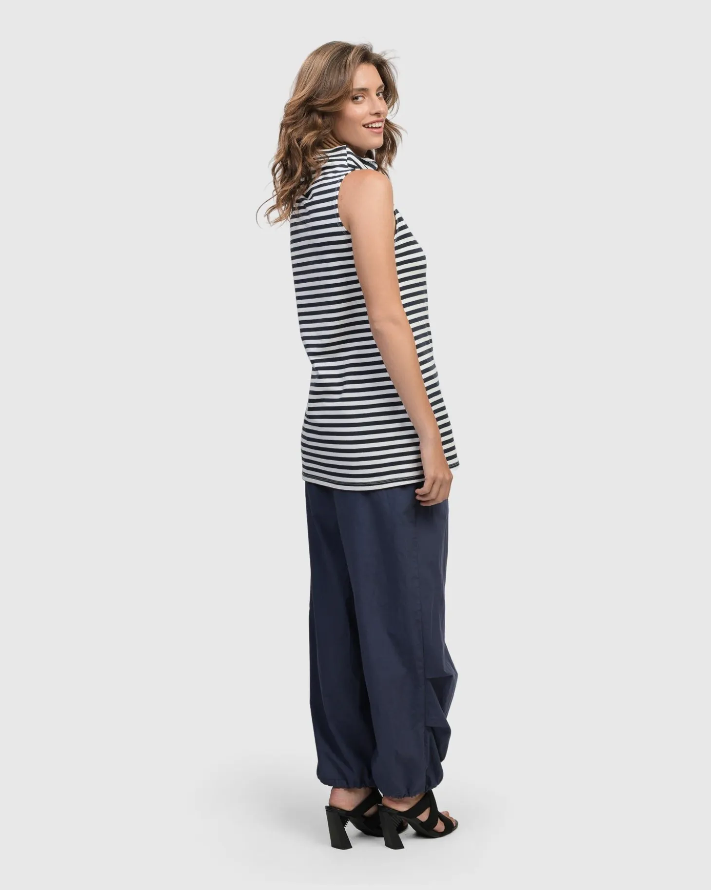 Women Alembika Urban Sleeveless Mockneck Top, Navy