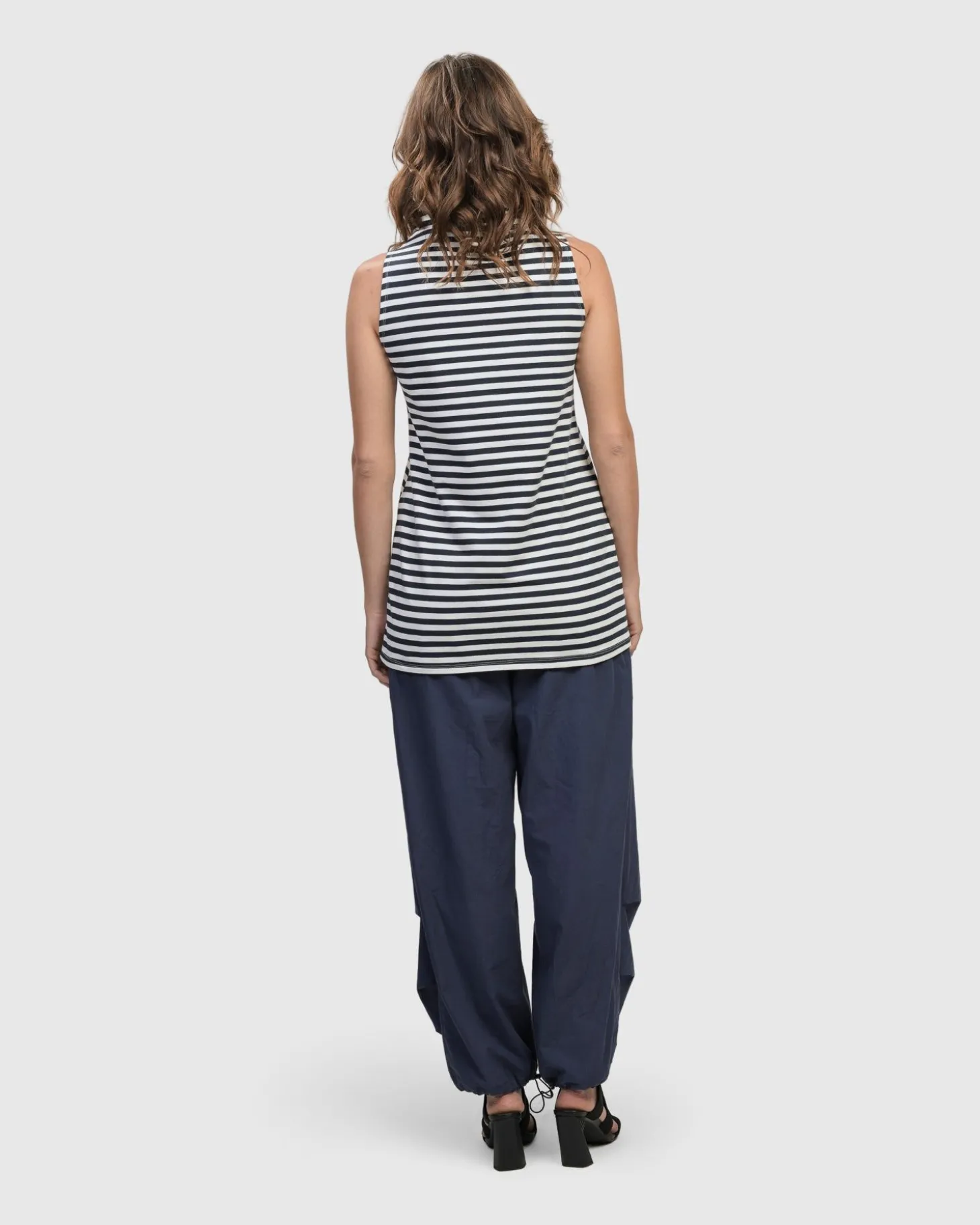 Women Alembika Urban Sleeveless Mockneck Top, Navy