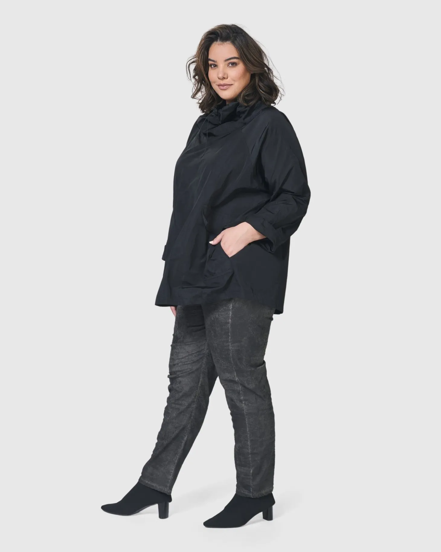 Women Alembika Urban Sporty Spice Top