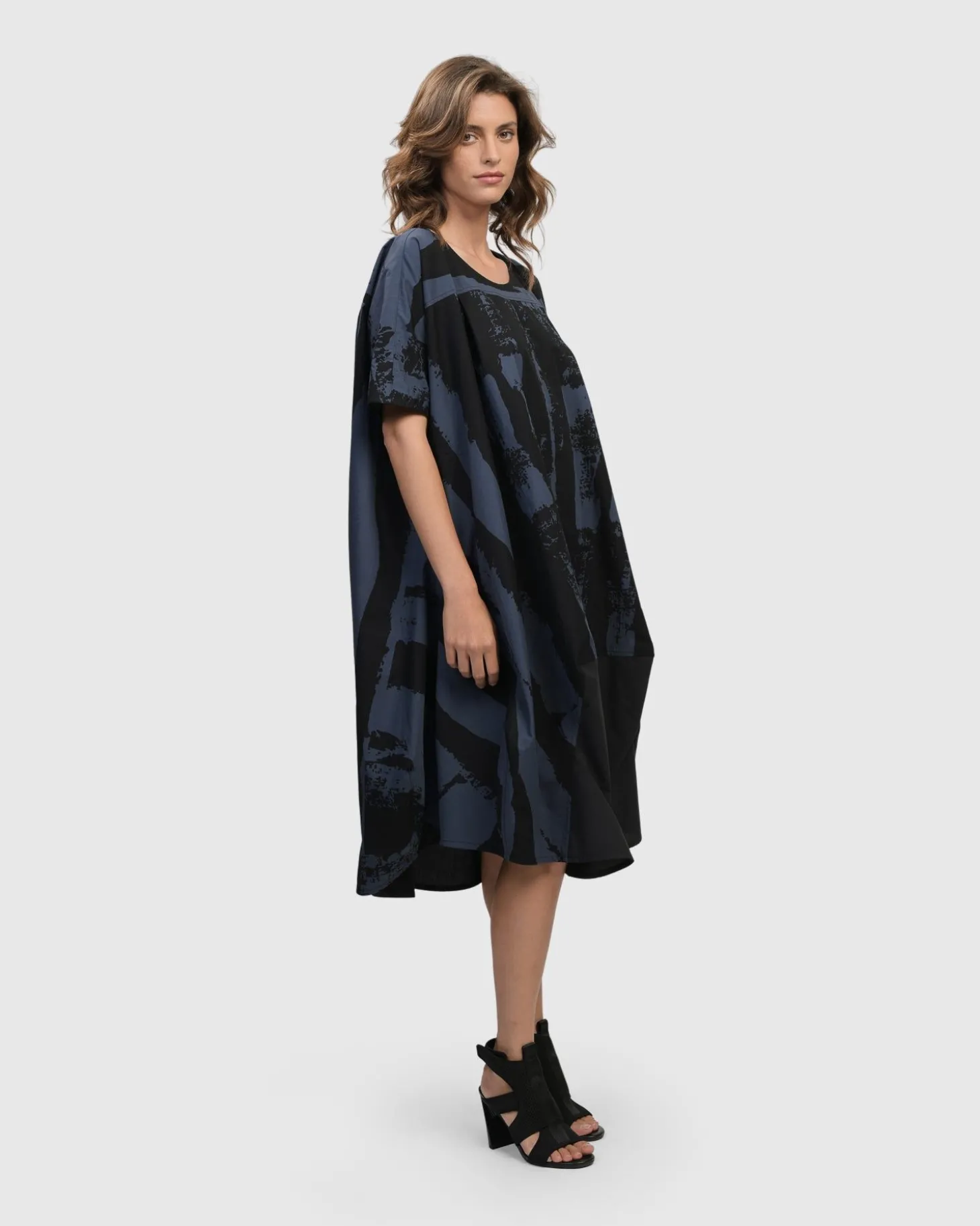 Women Alembika Urban Streets Muumuu Dress, Navy