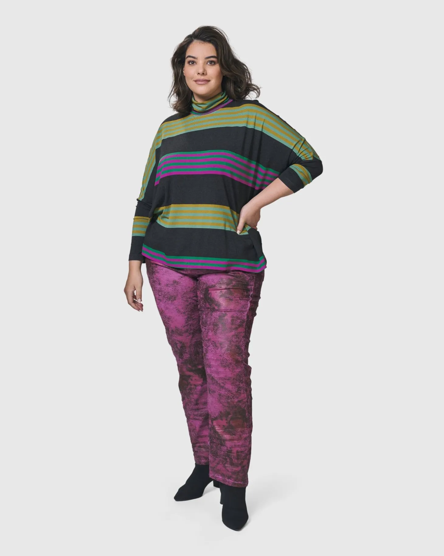 Women Alembika Urban Wine Bar Turtleneck Top, Stripes