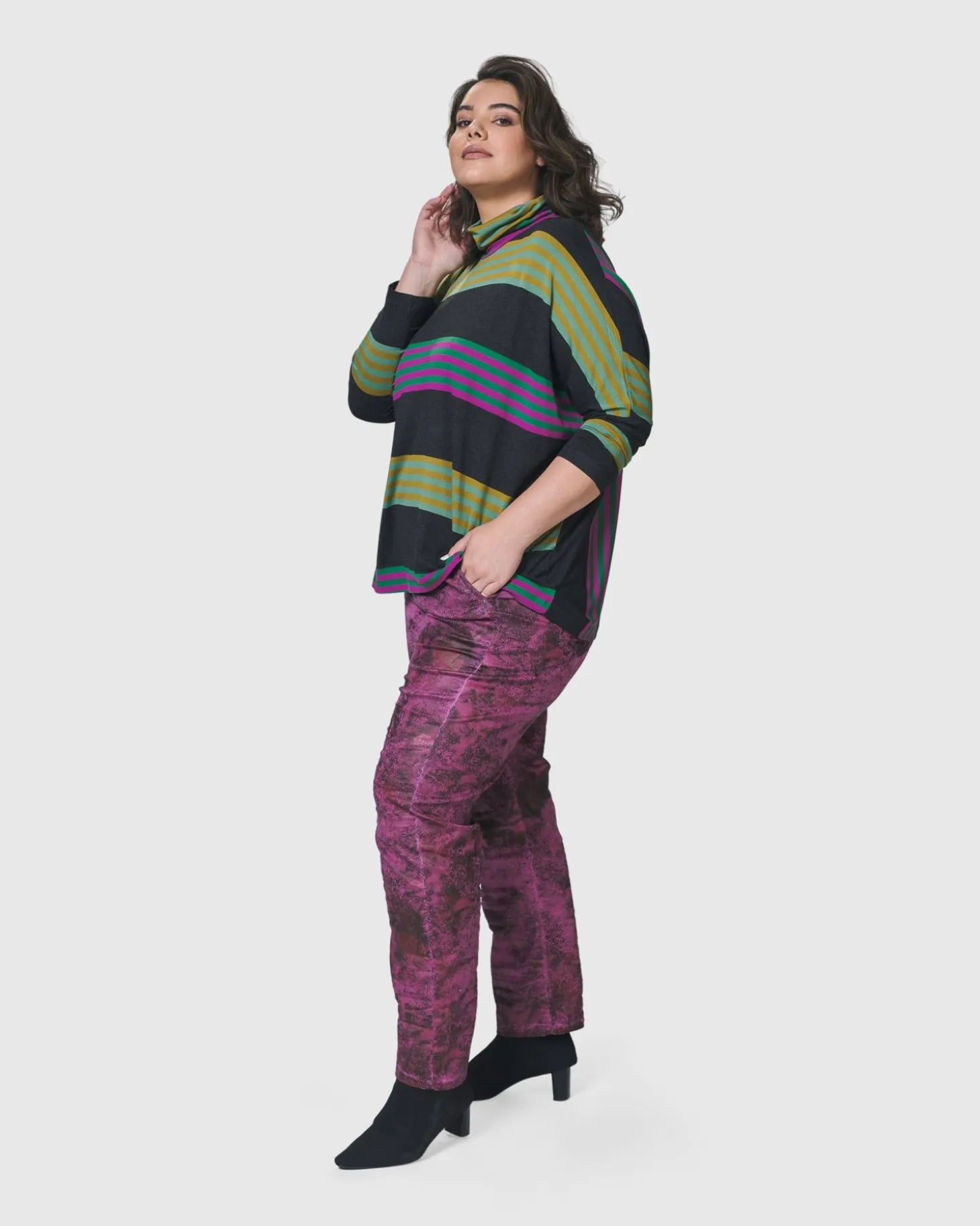 Women Alembika Urban Wine Bar Turtleneck Top, Stripes