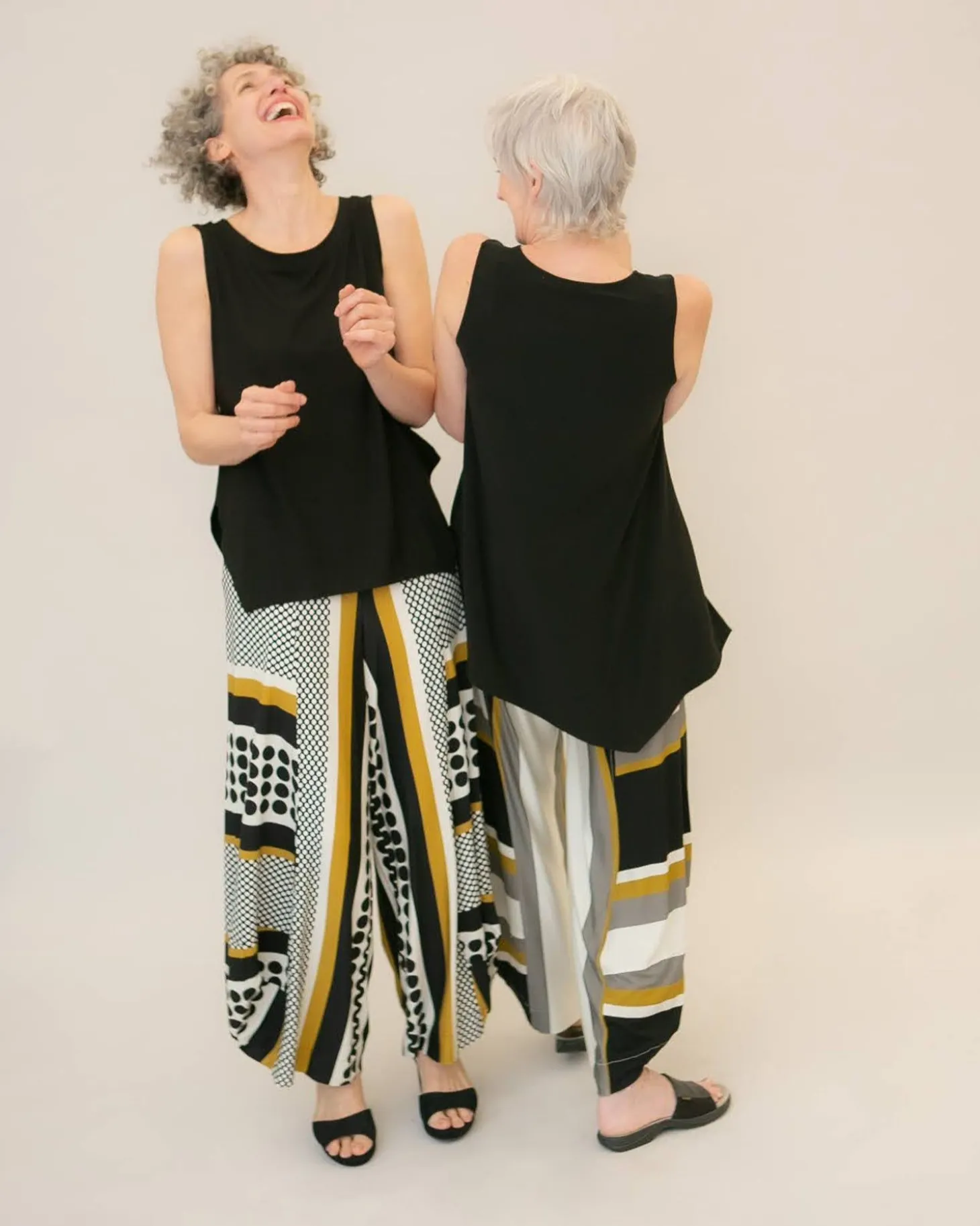 Women Alembika Willa Punto Pants, Circles